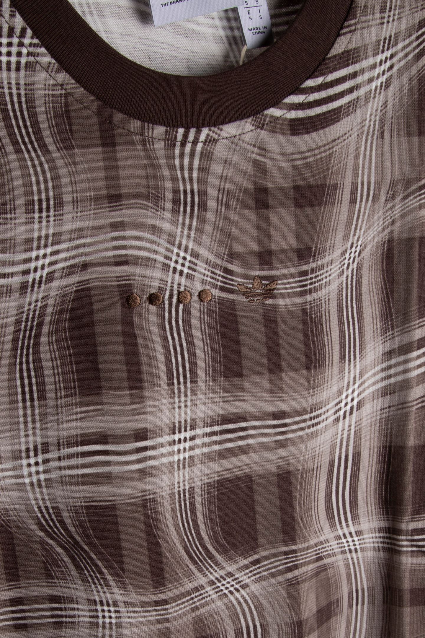 UNISEX AOP SS TEE CHALKY BROWN 4