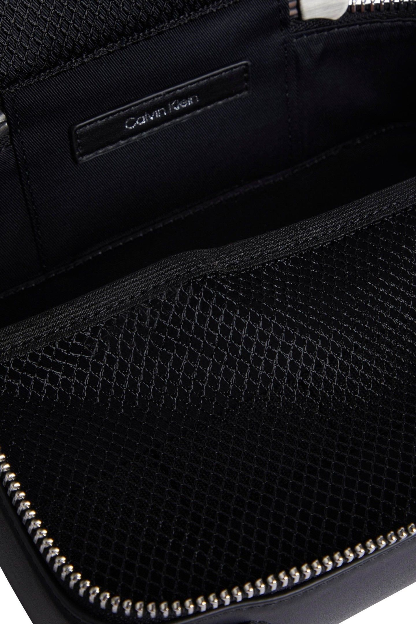 CK SLEEK WASHBAG PVH BLACK 4