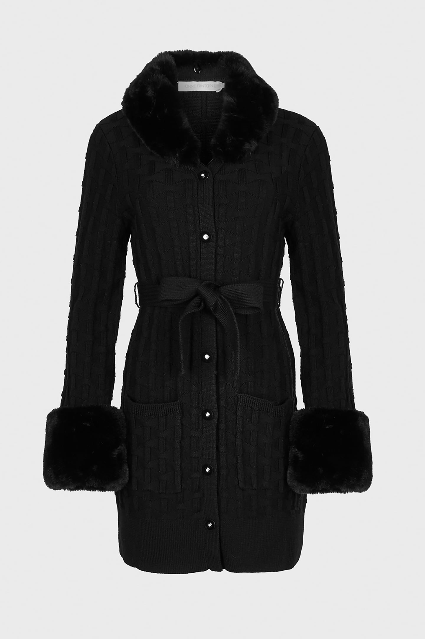 LIDIA BLACK 4