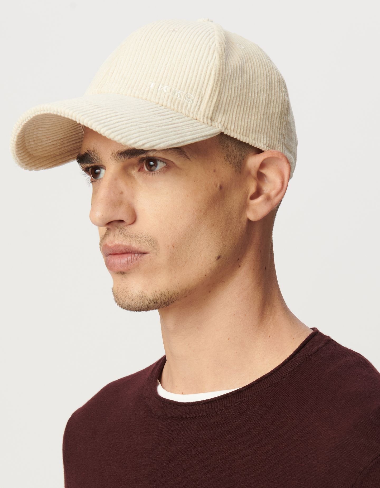 ECRU CORDUROY CAP 1