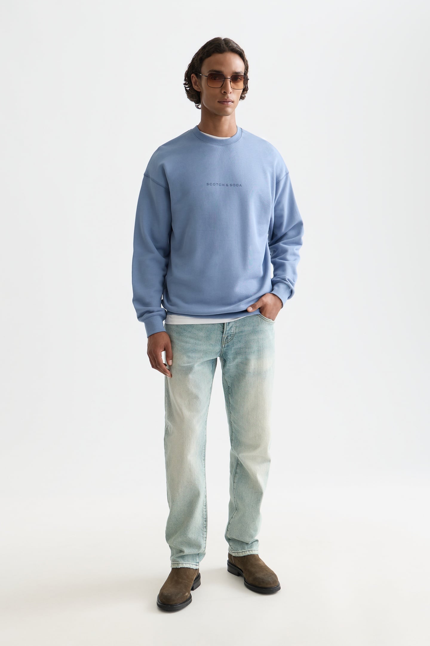 SEASONAL CORE FRONT CHEST LOGO RELAXED-FIT SWEATSHIRT NAVY 3