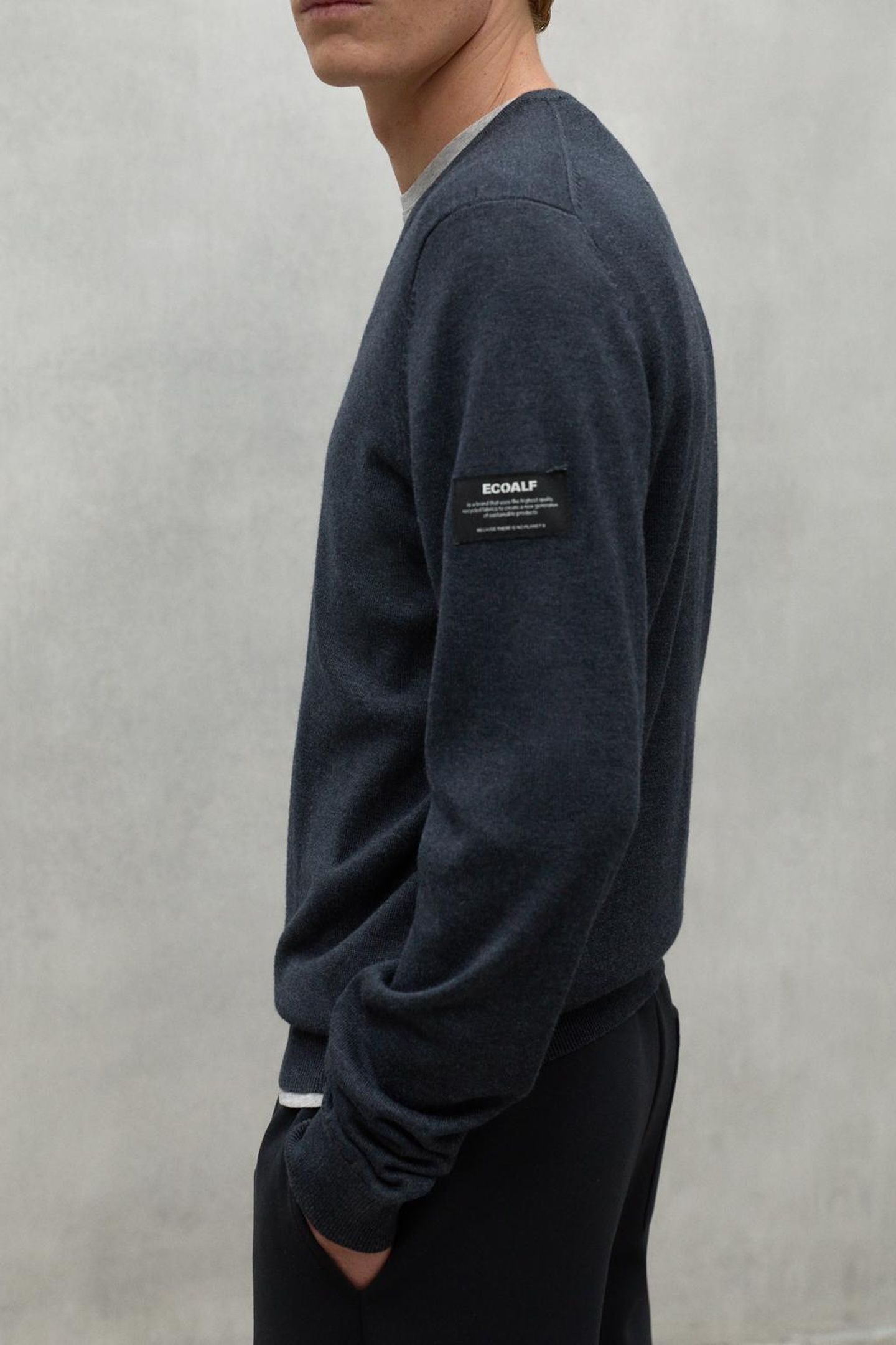 FERROALF KNIT DARK GREY MELANGE 2