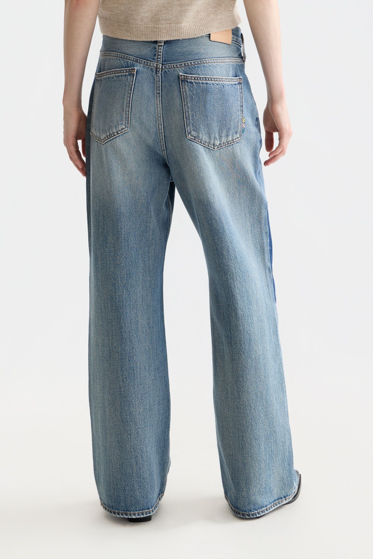 THE DEEP LOW RISE LOOSE FIT THE COSMICO 2