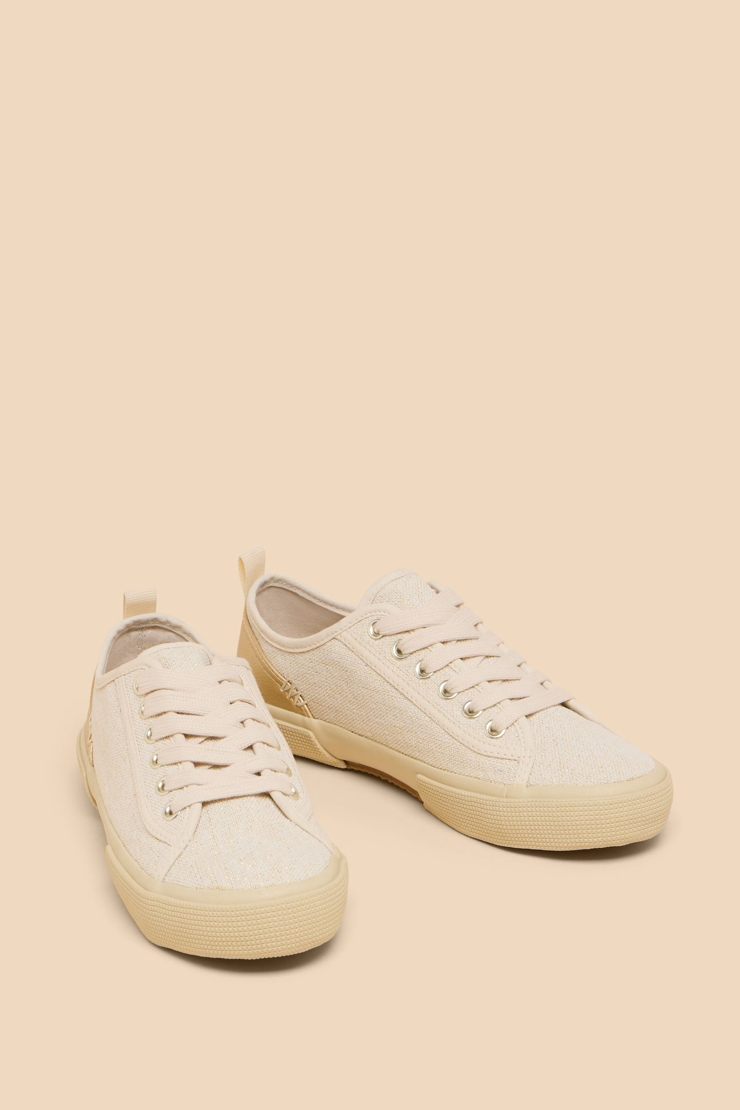 PIPPA CANVAS LACE UP TRAINER LGT NAT 1
