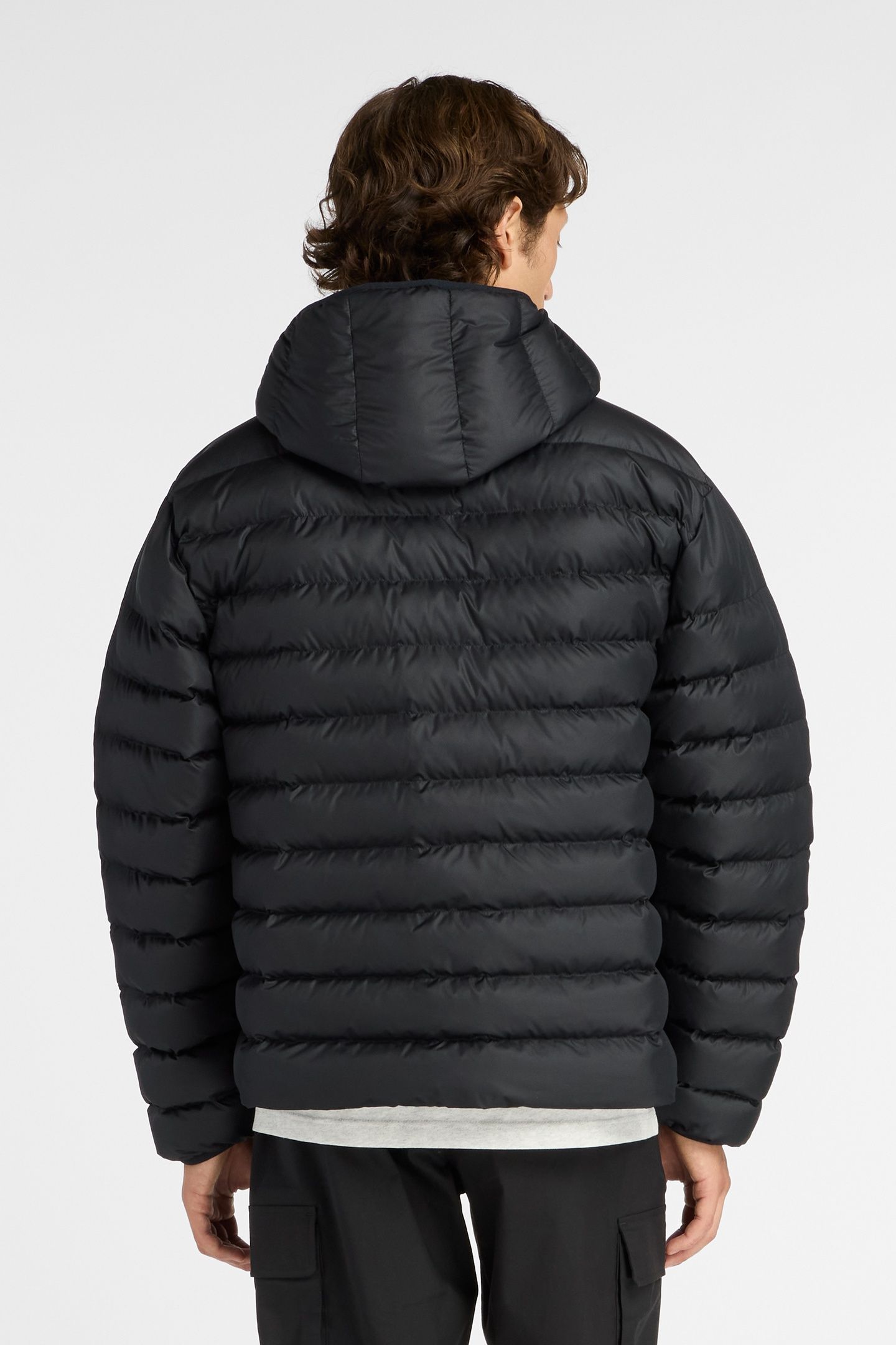 SPORT ESSENTIALS HOODED PUFFER BLACK 2