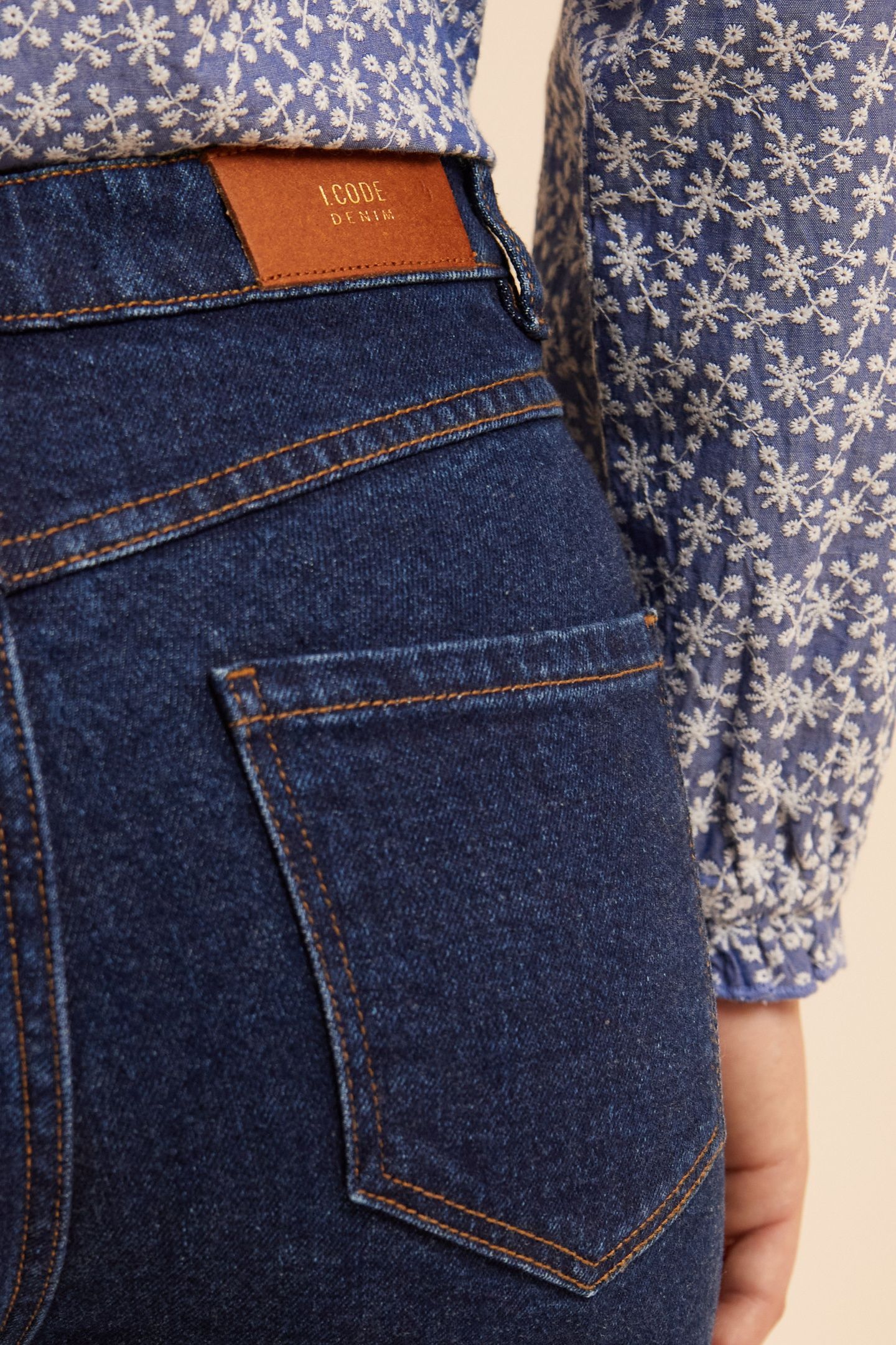 DARK BLUE SLIM JEANS CAROLE 6