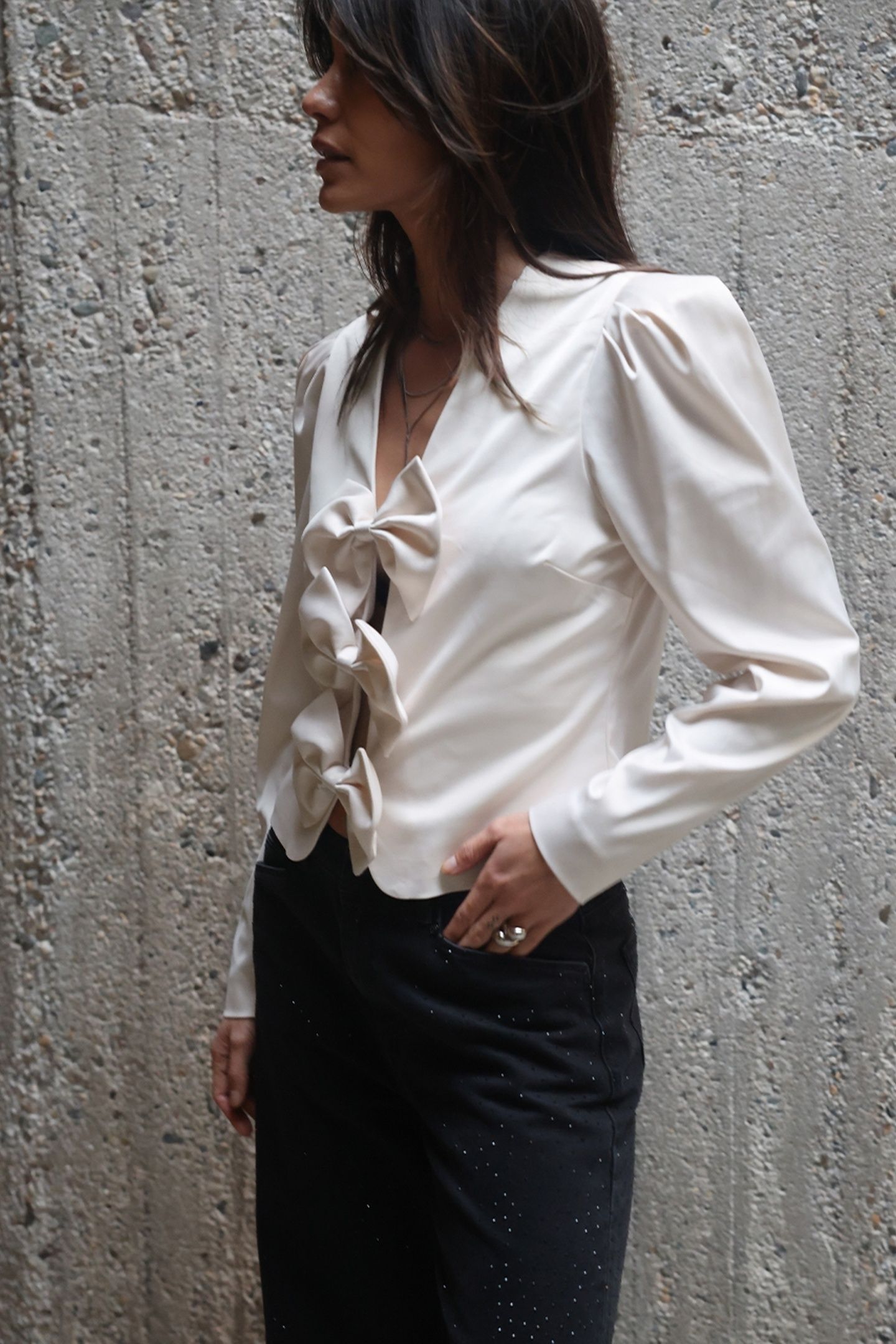 SORALLA BOW DETAIL TOP BUTTER CREAM 7
