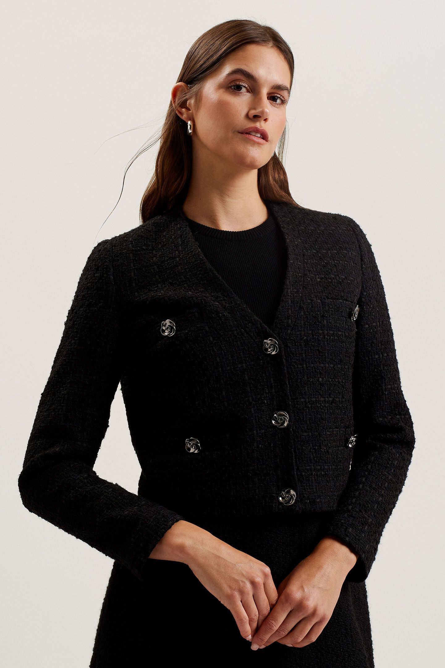 KOMA ROSE BUTTON CROPPED BOUCLE TAIL BLACK 1