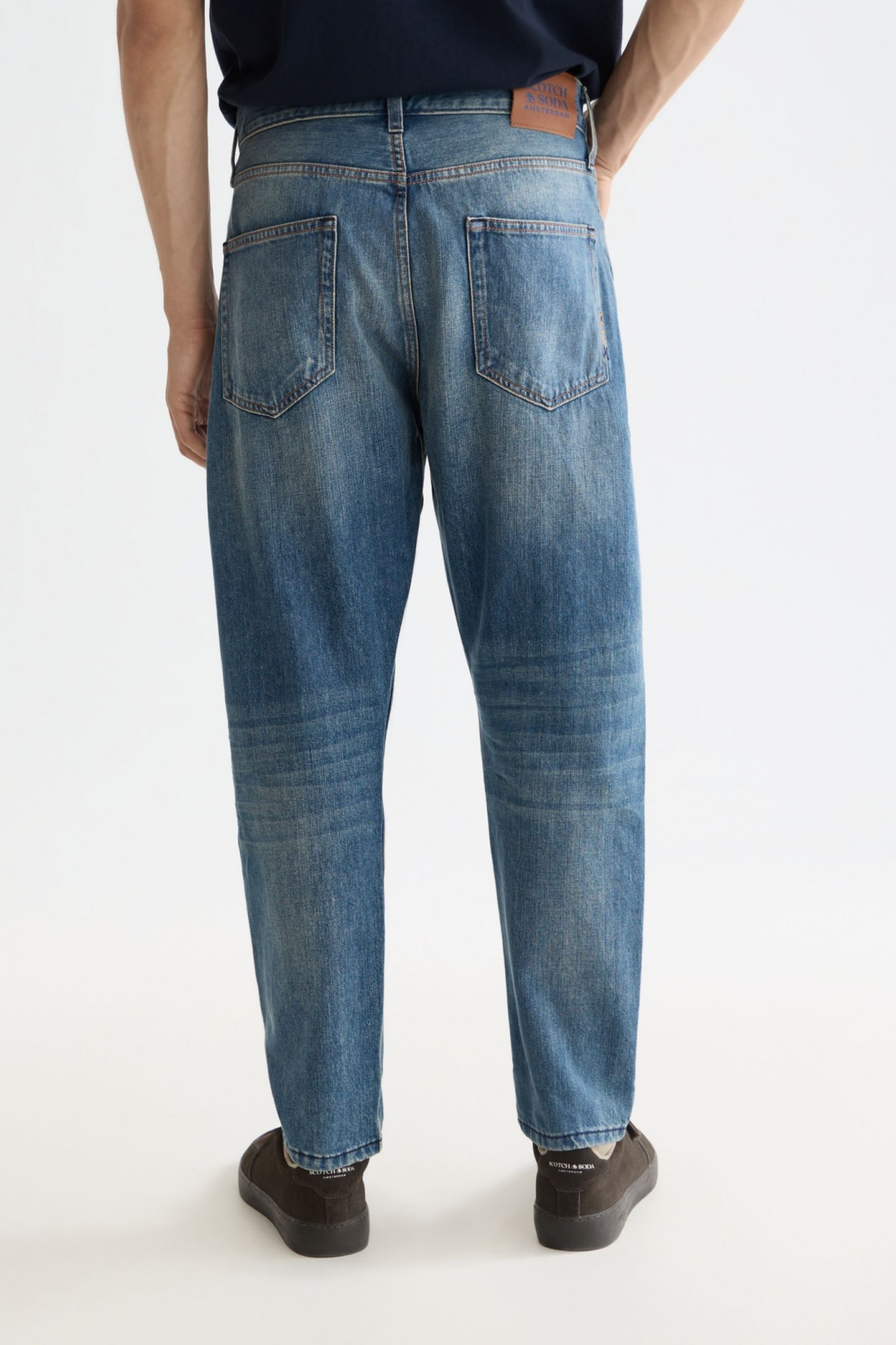 DEAN LOOSE TAPERED-FIT JEANS NAVY 2