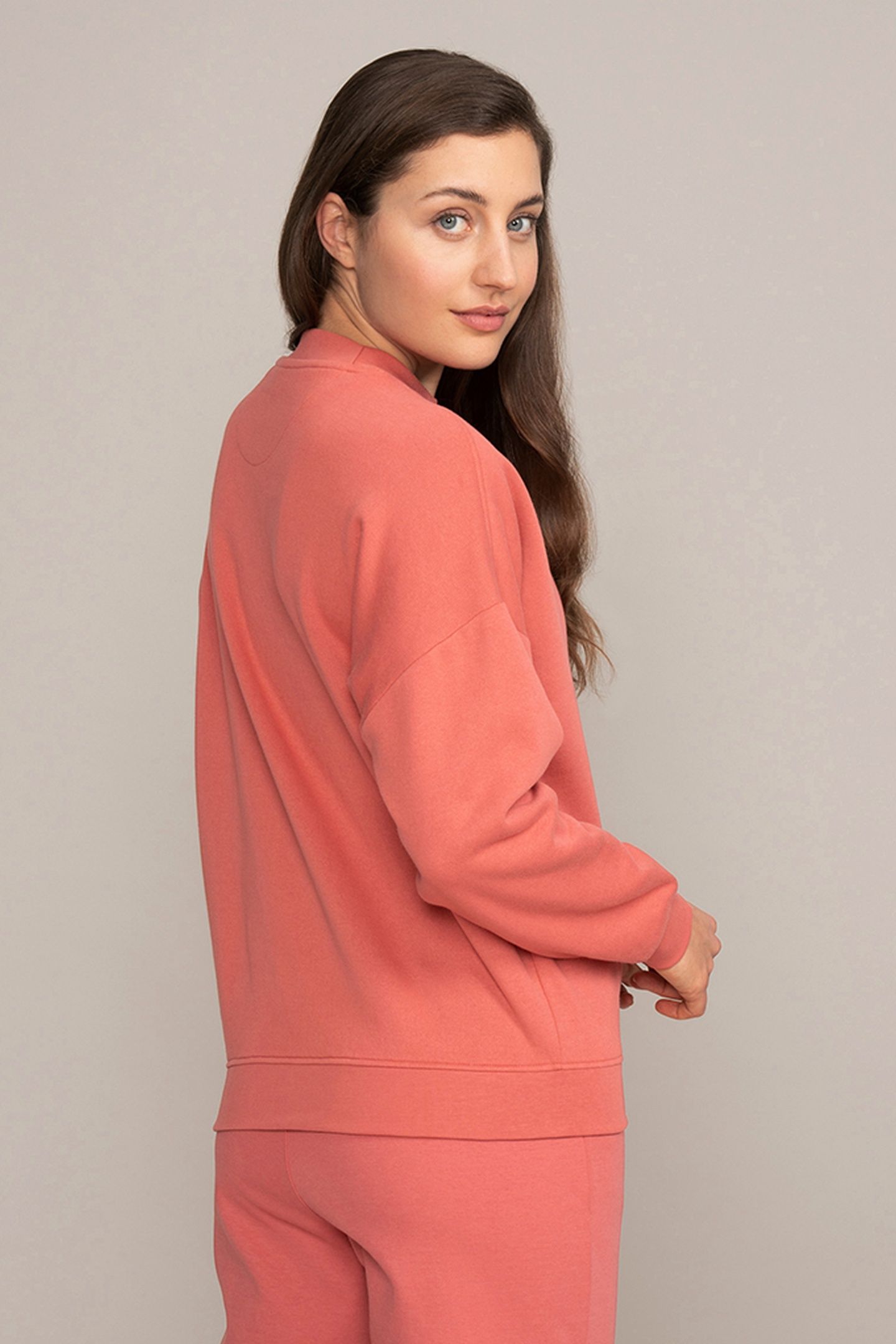 LADIES CLASSIC SWEATER ASTRO DUST 3