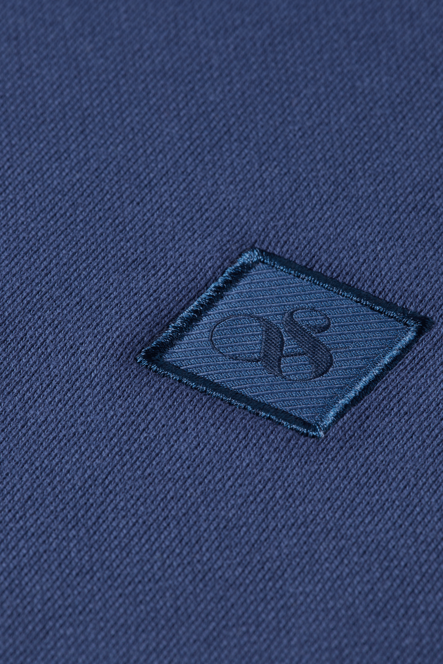 SEASONAL CORE LOGO BADGE REGULAR-FIT HOODIE NAVY 3