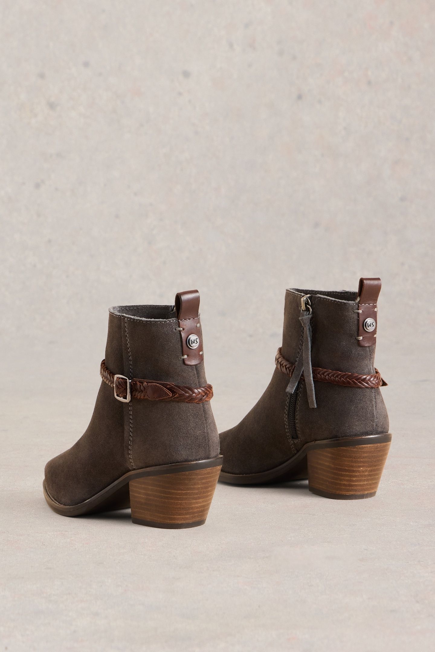 PEONY SUEDE PLAIT STRAP BOOT CHARC GREY 4