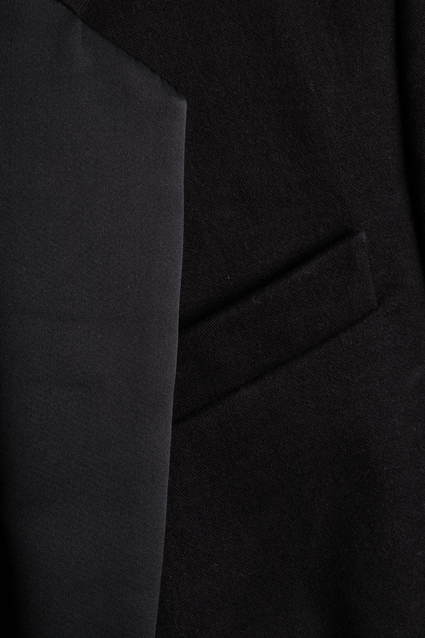 HADIYA JACKET BLACK 4