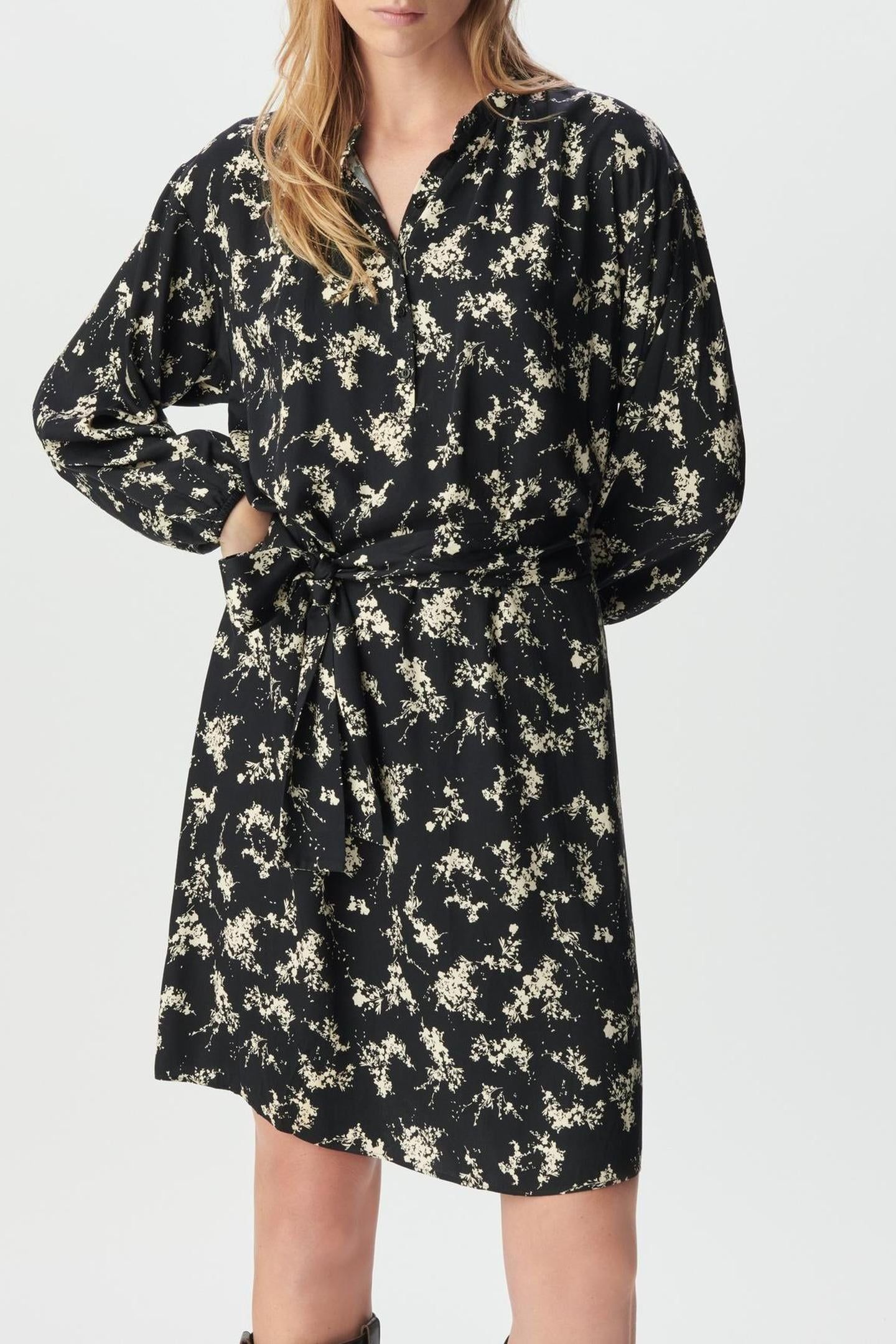 BLACK WILDFLOWER PRINT DRESS, REMOVABLE BELT 1