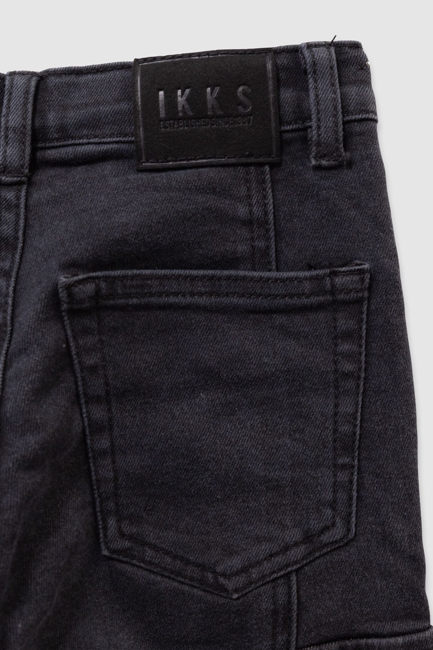 BOYS’ GREY CARGO-STYLE RELAXED JEANS 4