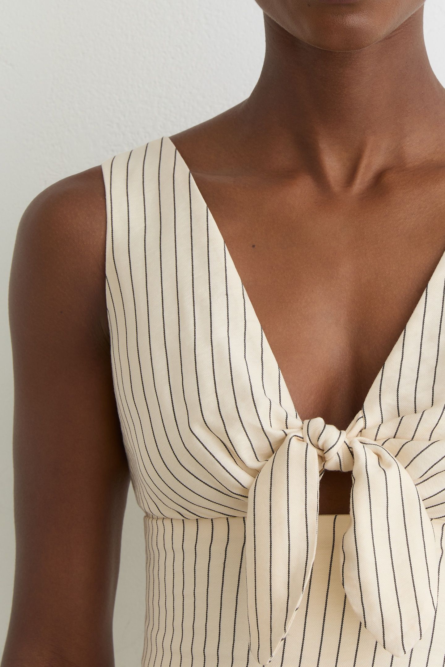 PINSTRIPE COORD TOP CREAM/BLACK 6