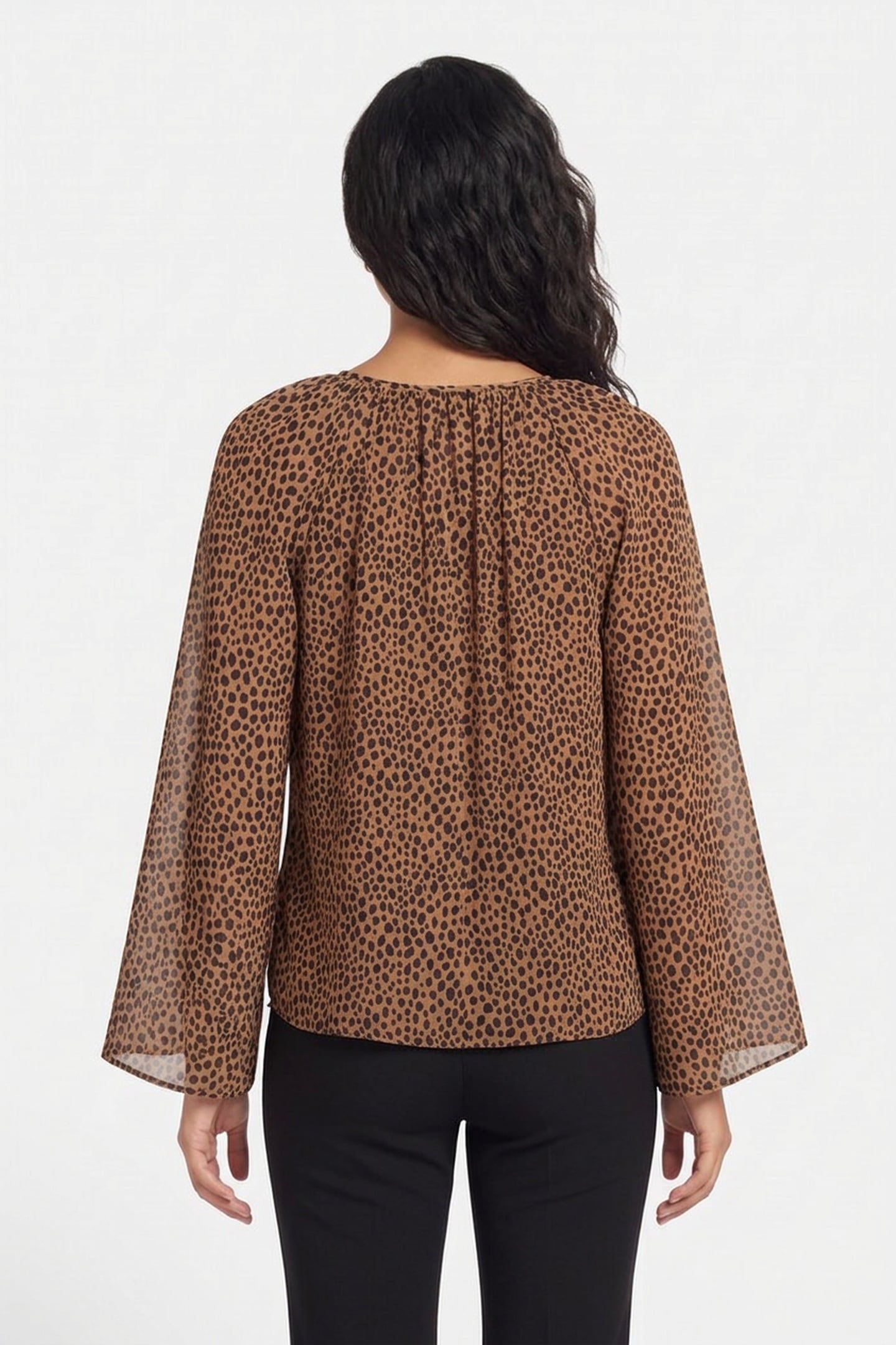 CHEETAH V NECK TOP CAFE 2