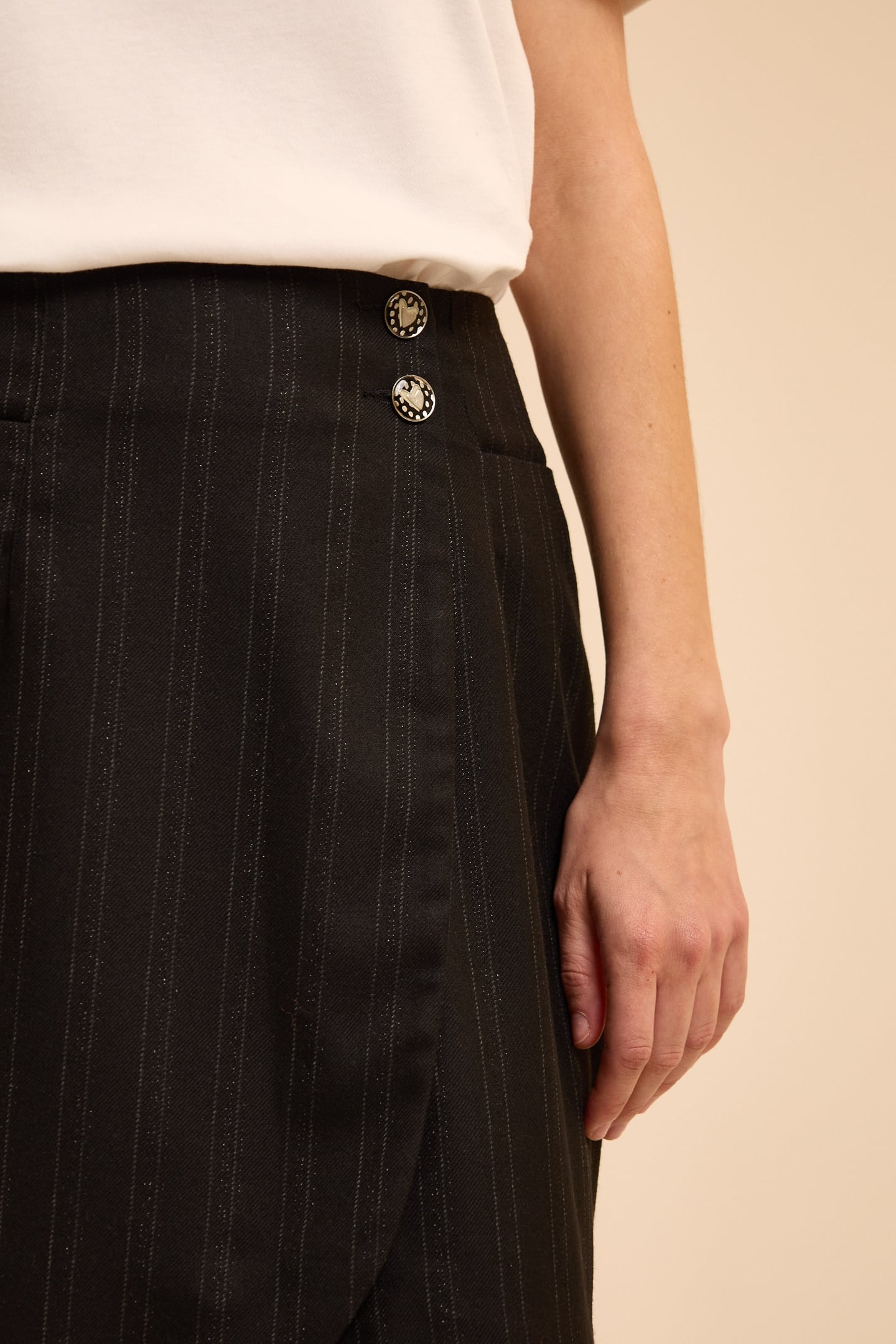 BLACK STRIPED SHORT SUIT SKIRT 7