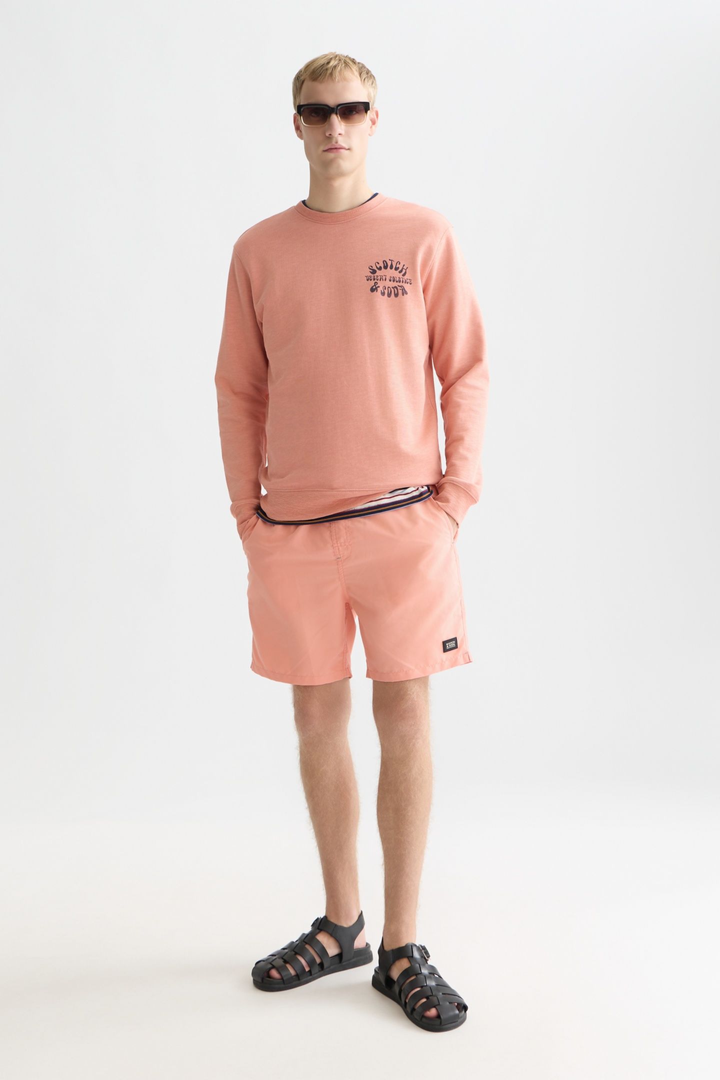 LEFT CHEST LOGO REGULAR-FIT SWEATSHIRT BRIGHT RED 3