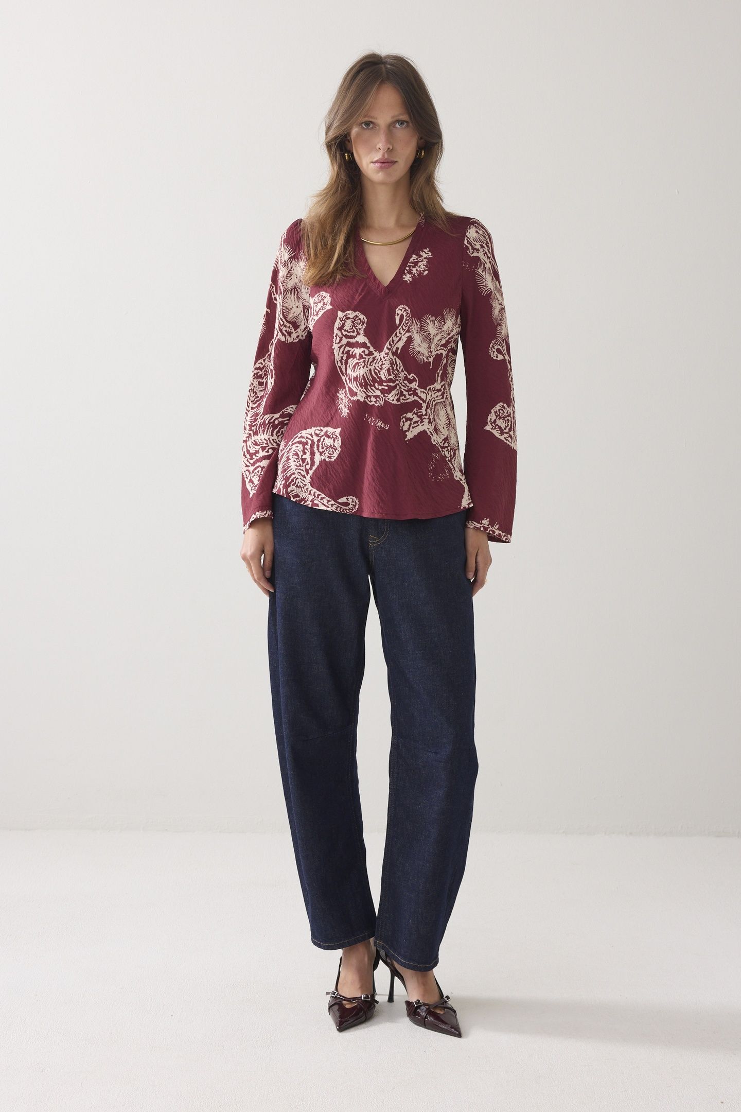 TOP V NECK TIGER PRINT REDS 3