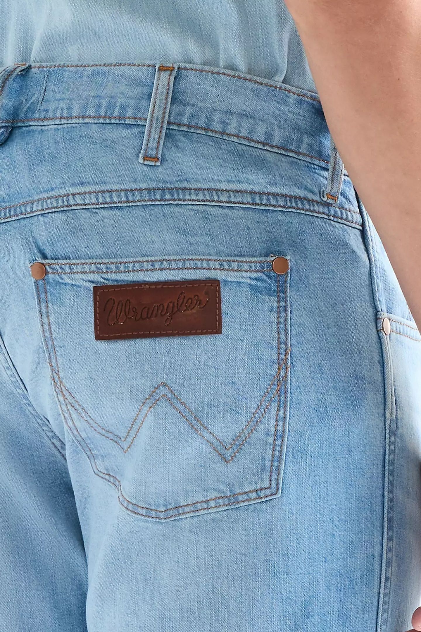 GREENSBORO LIGHT WASH JEANS DENIM BLUE 5