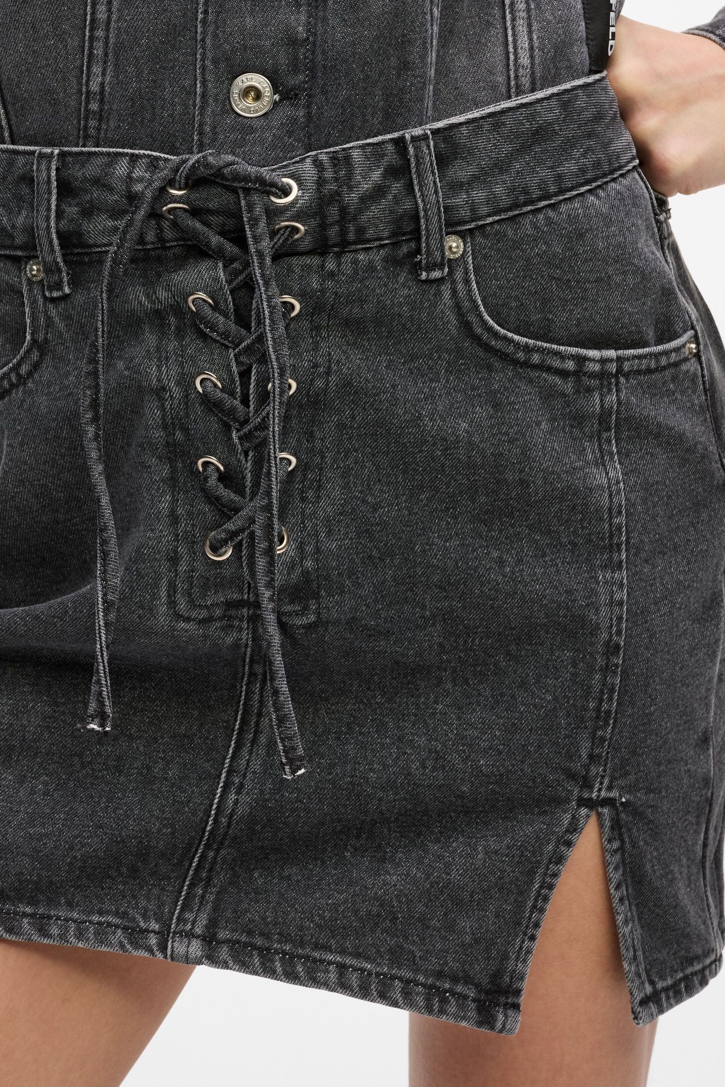 KLJ DENIM LACE UP MINI SKIRT WASHED BLACK 5