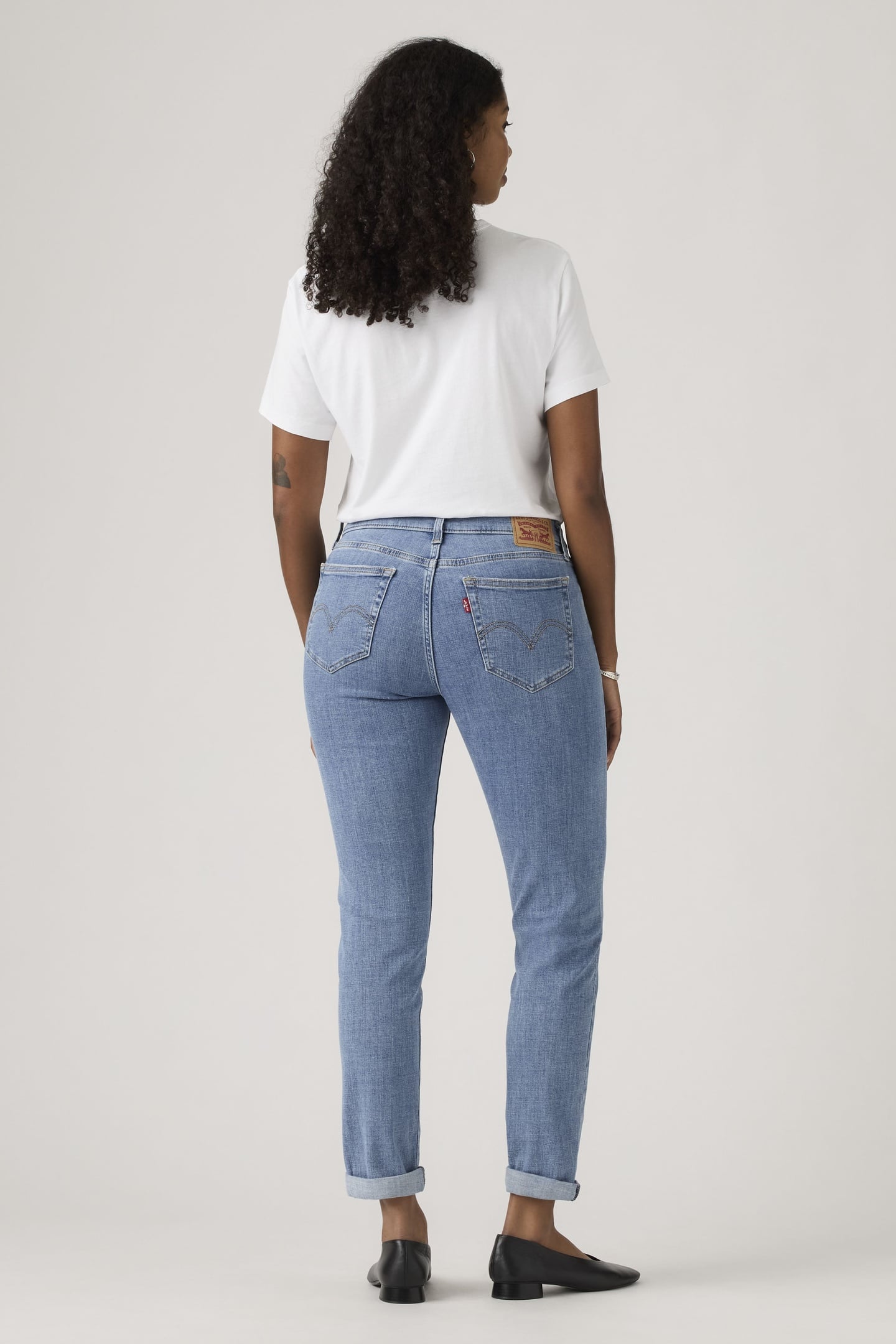 MID-RISE BOYFRIEND JEANS 3