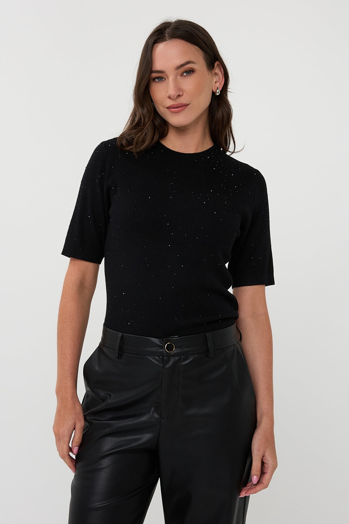 TOP RIB S/SLVE STUDS BLACK 2