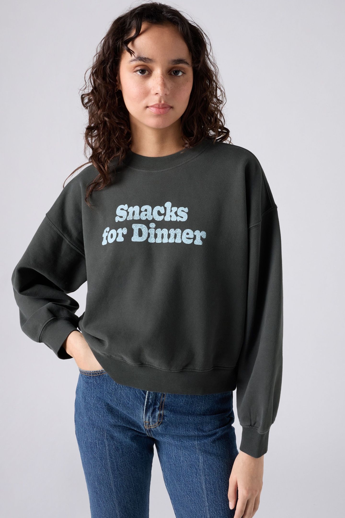 GRAPHIC VINTAGE BOXY CREWNECK SWEATSHIRT 1