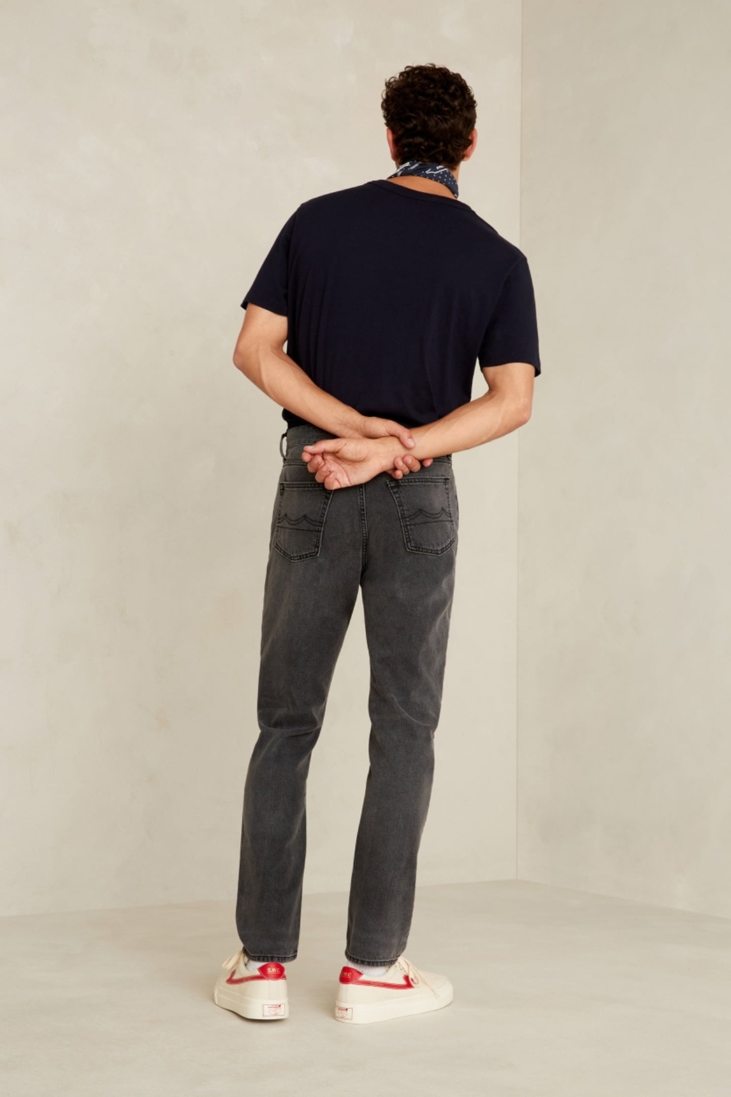 JERRICK JEANS HOLO GREY WORN 2