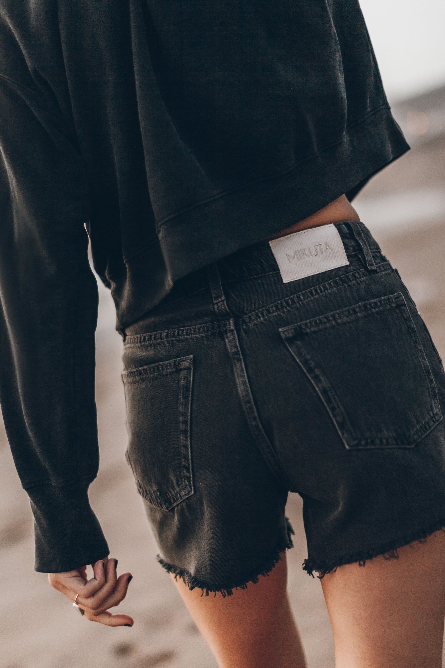 THE BLACK DENIM SHORTS 2