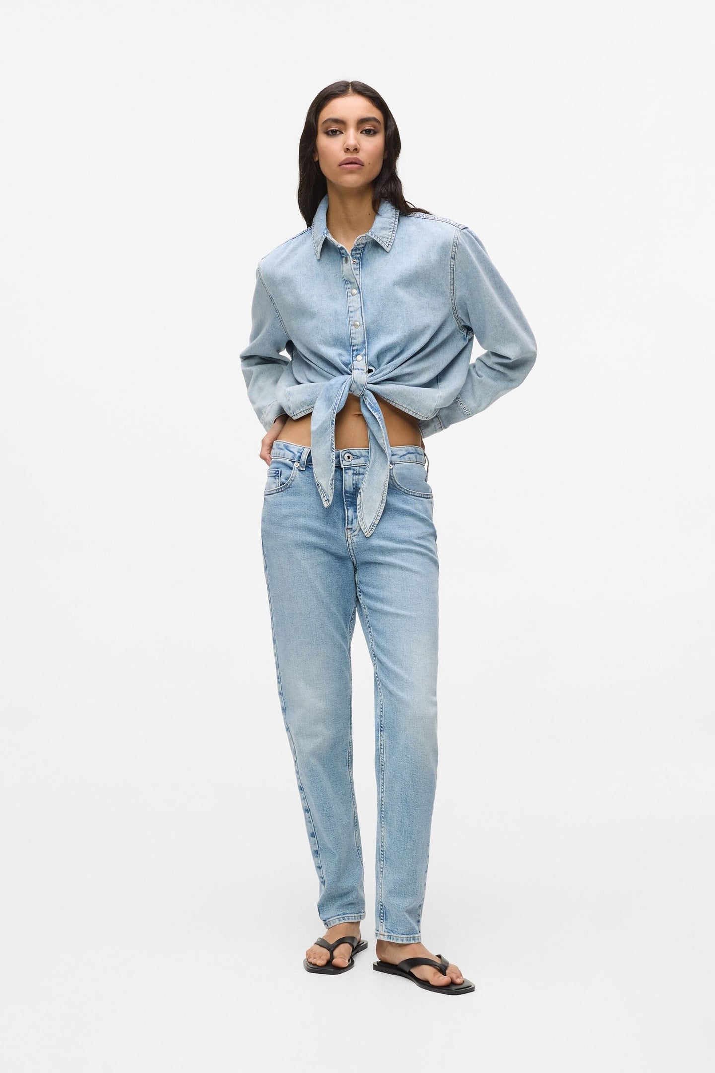 KLJ MOM DENIM VISUAL LIGHT BLUE 1