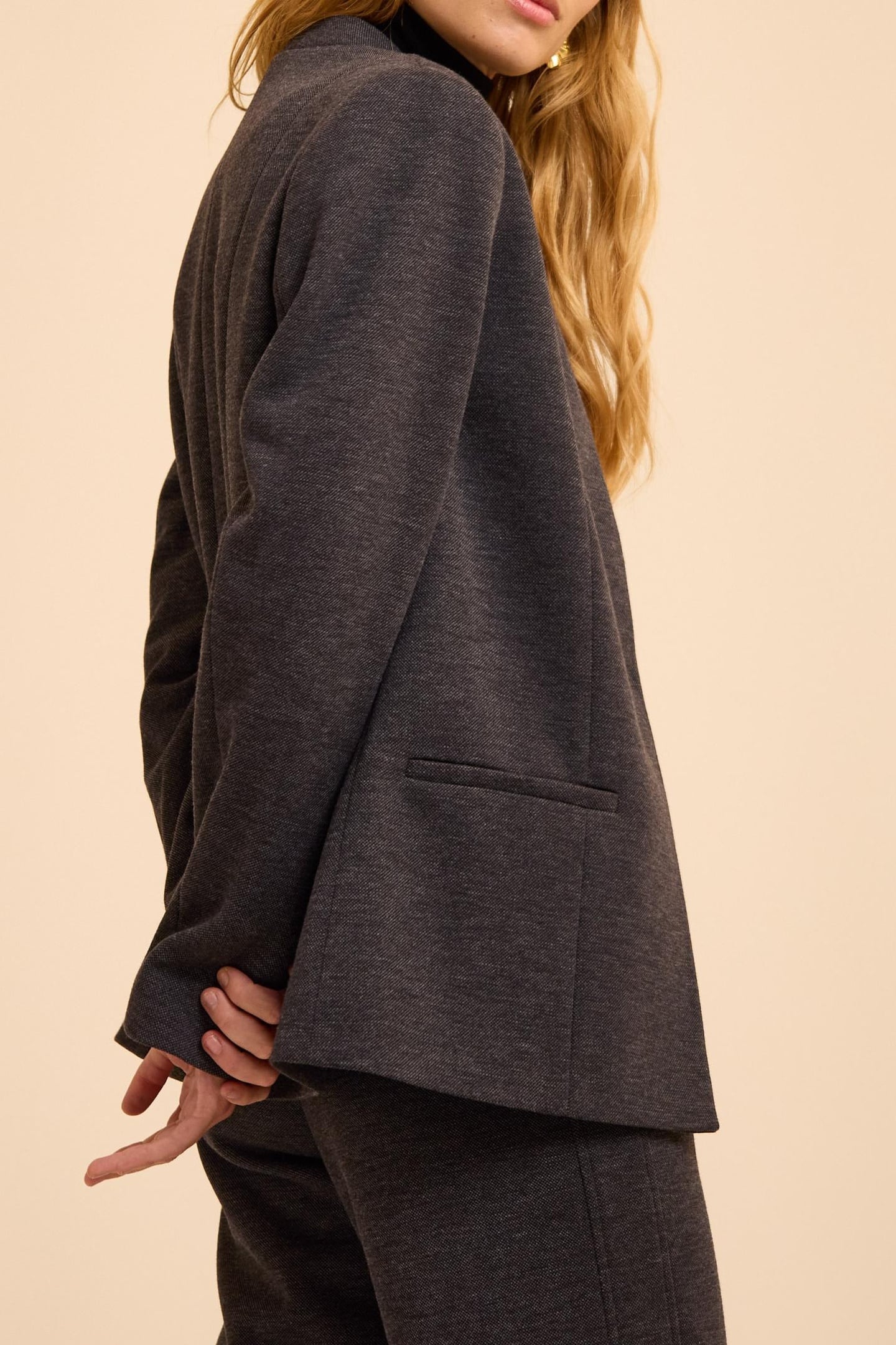 GREY SEMI-PLAIN KNIT SUIT JACKET JULIE 3