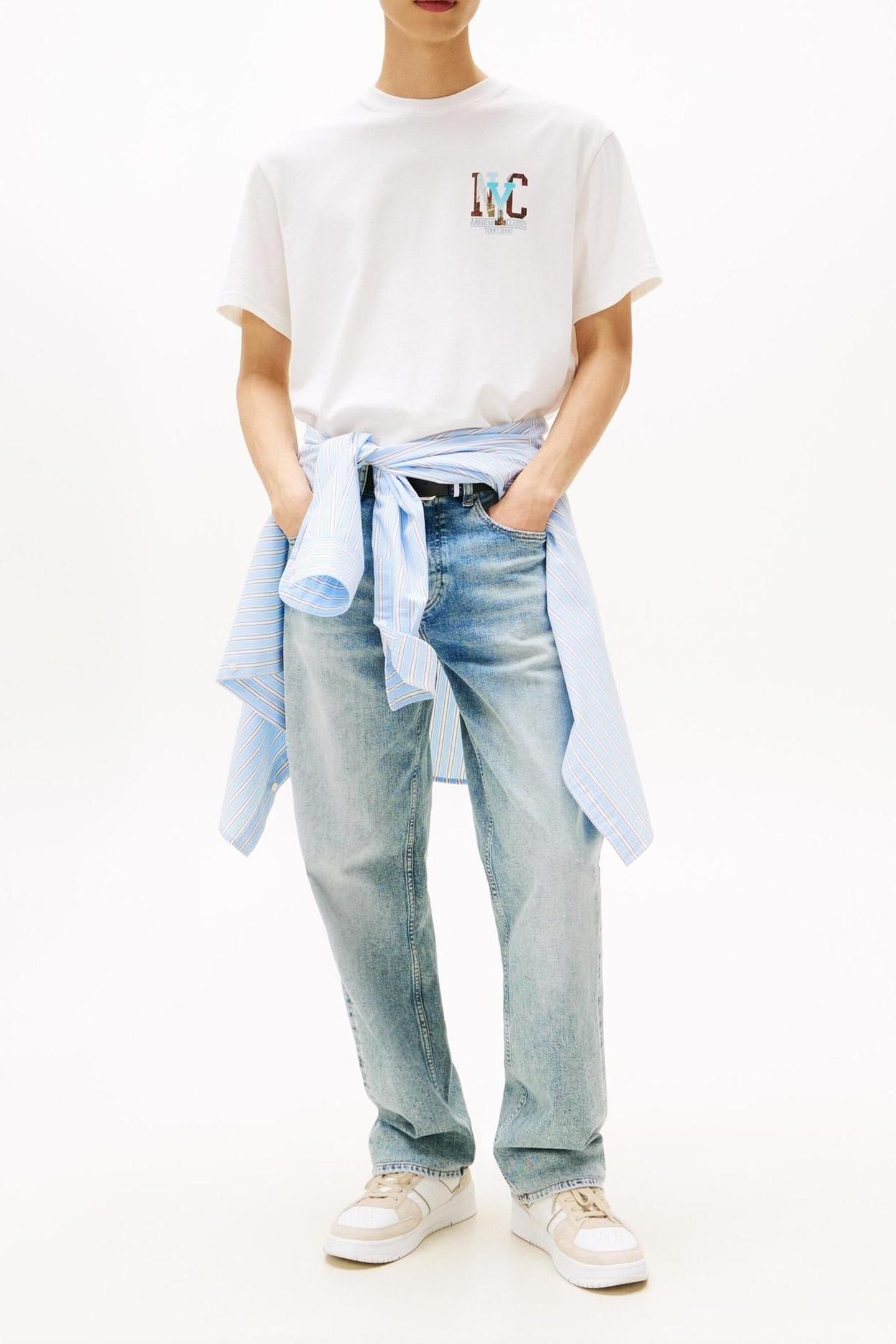 TJM RELAXED NOVELTY GRAPHIC ECRU 2