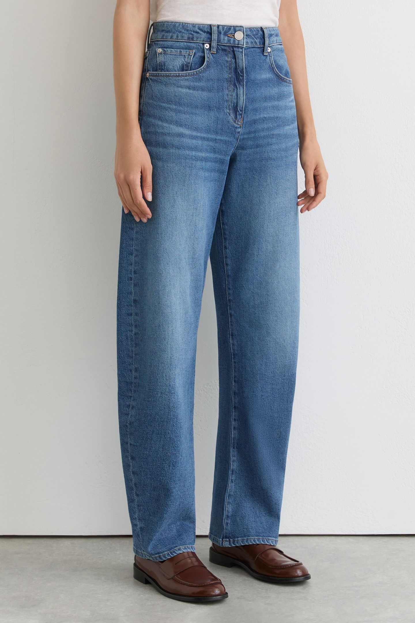 BARREL LEG JEAN MID BLUE 1