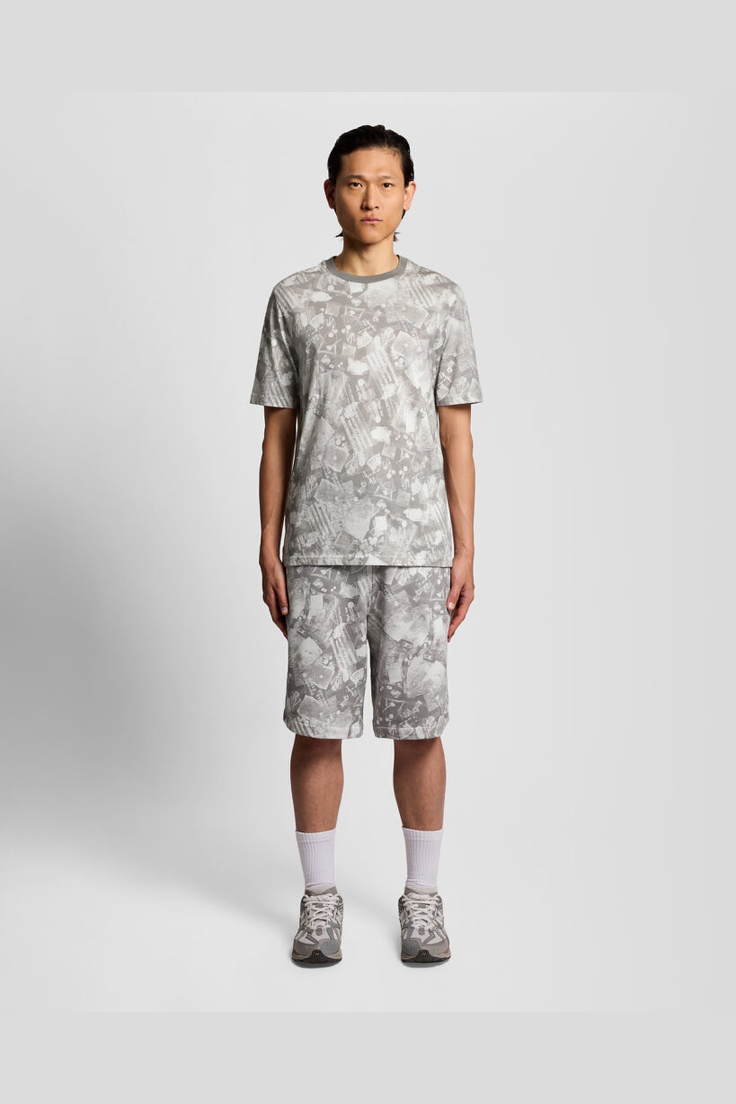 INDUSTRIAL PRINT T-SHIRT COLD GREY 3