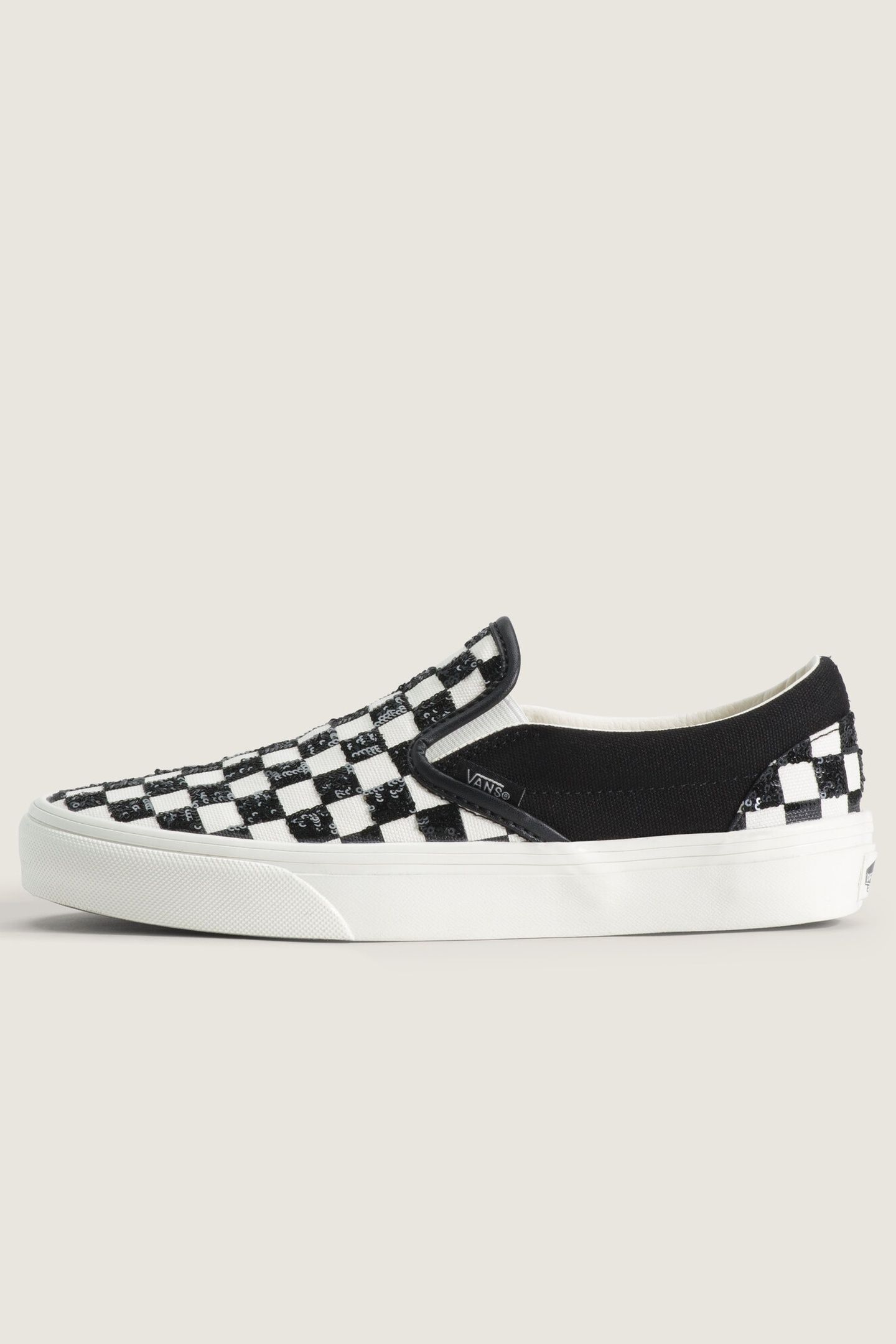 UNISEX CLASSIC SLIP-ON BEADED CHECKERBOARD 3