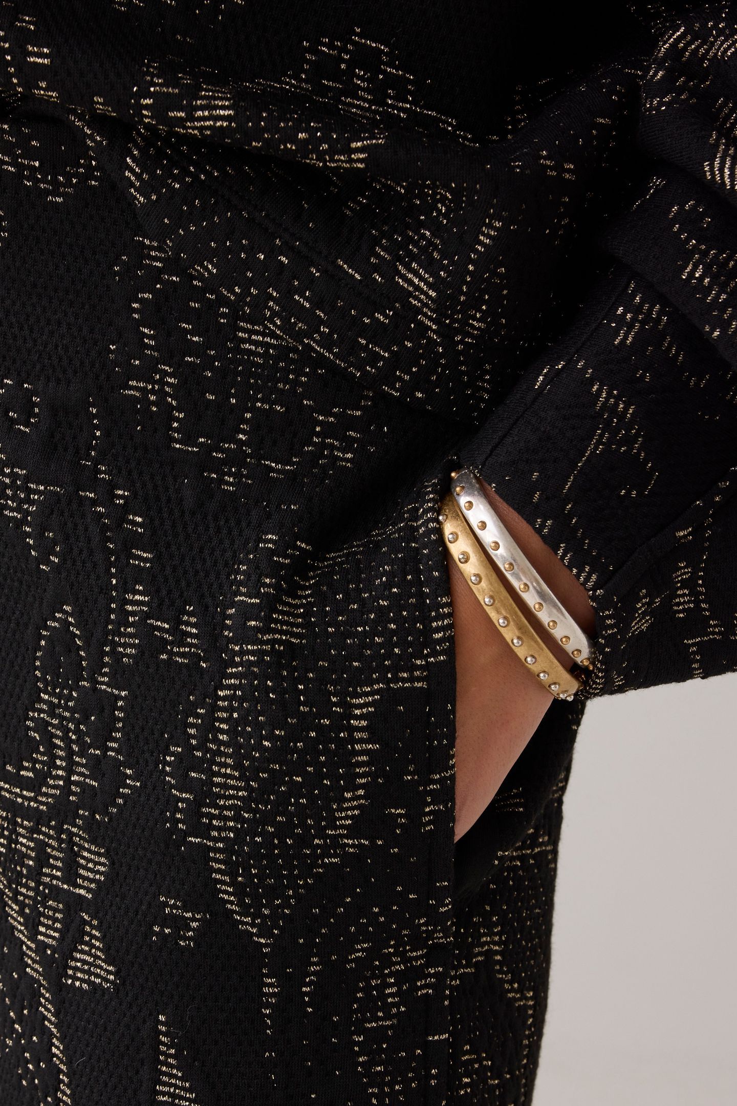 TROUSERS ORNAMENTAL JACQUARD BLACKS 4