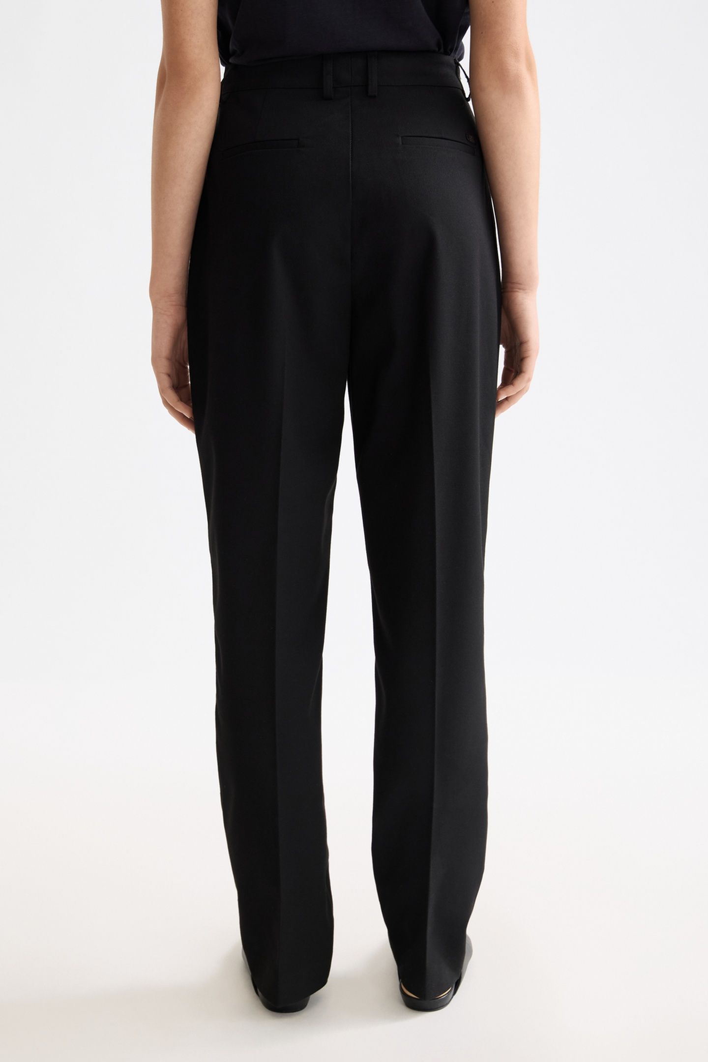ROBYN HIGH RISE RELAXED GABARDINE TAPERED PANT METEORITE 2