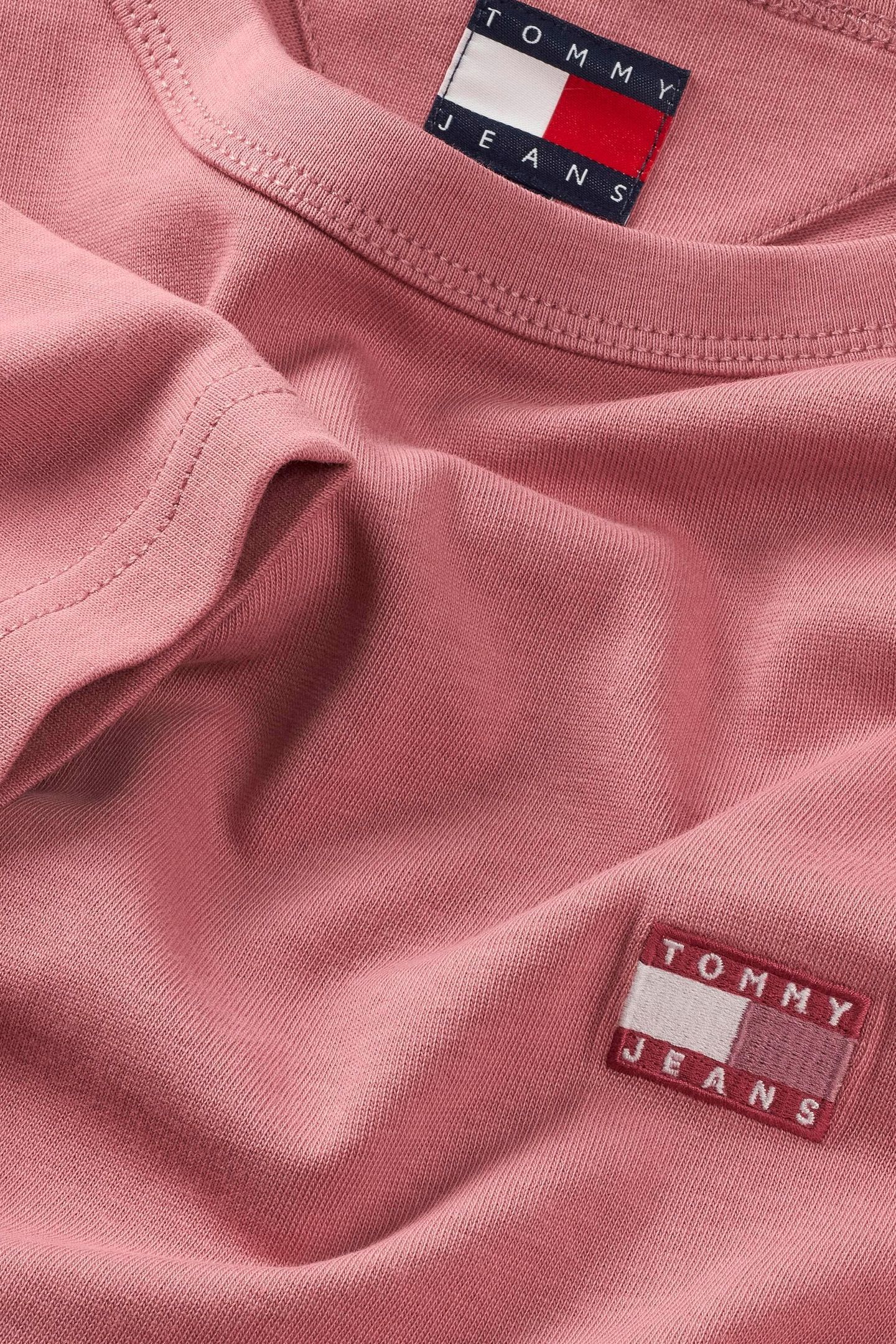 TJM REG BADGE TEE TAHITI BERRY TONAL 5