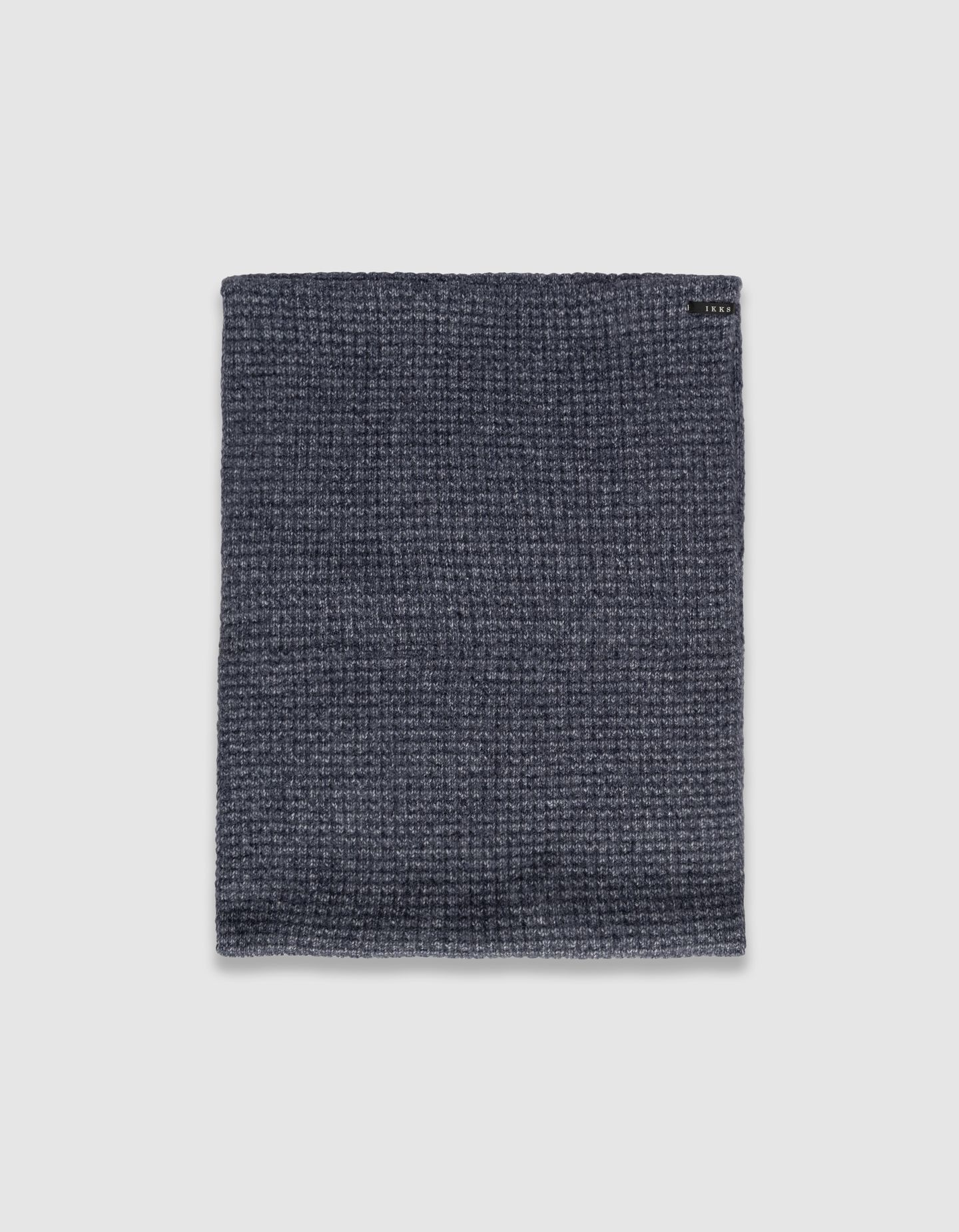 BLUE RIBBED KNIT SNOOD 3