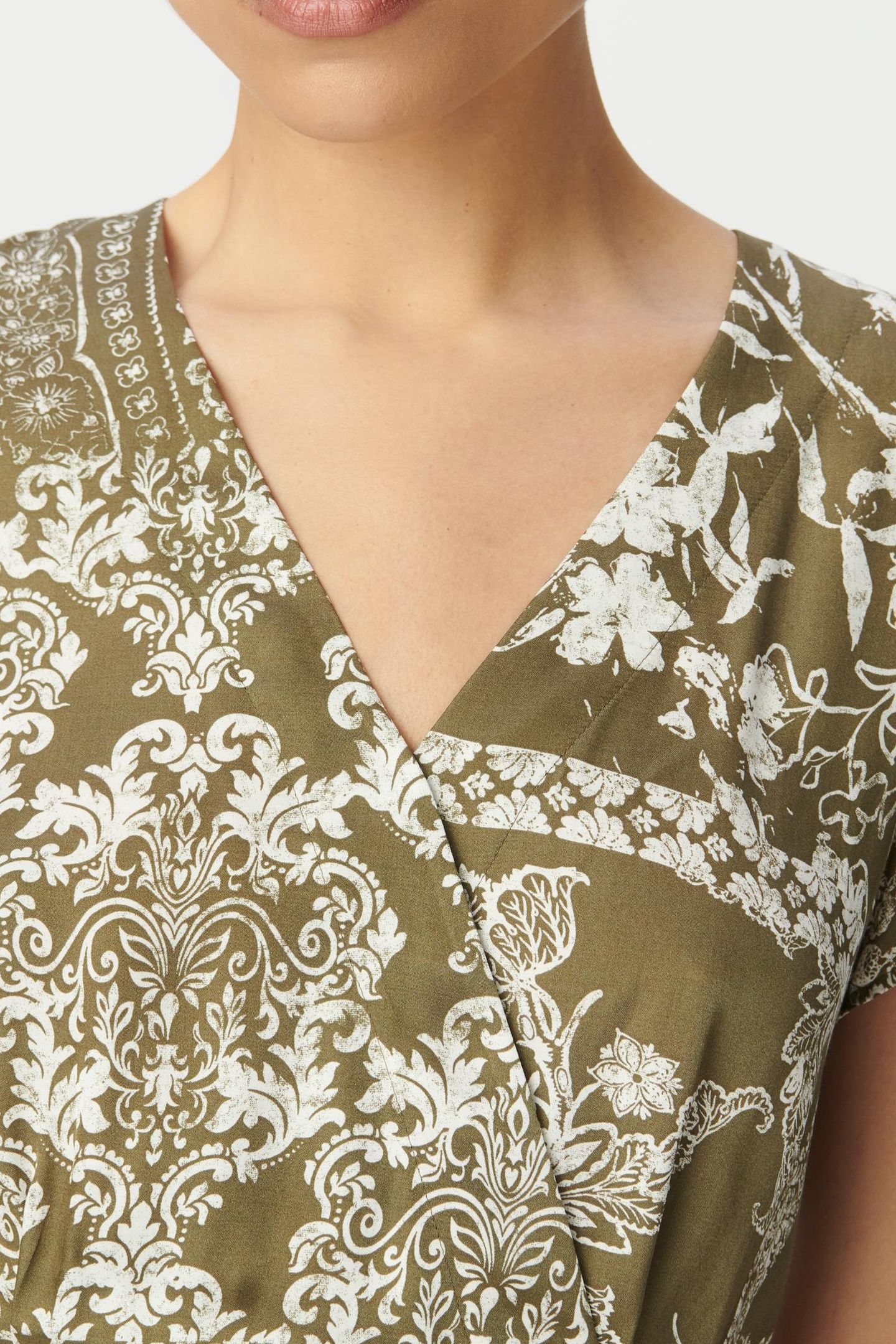 KHAKI FLOWING DRESS WITH SCARF PRINT 6