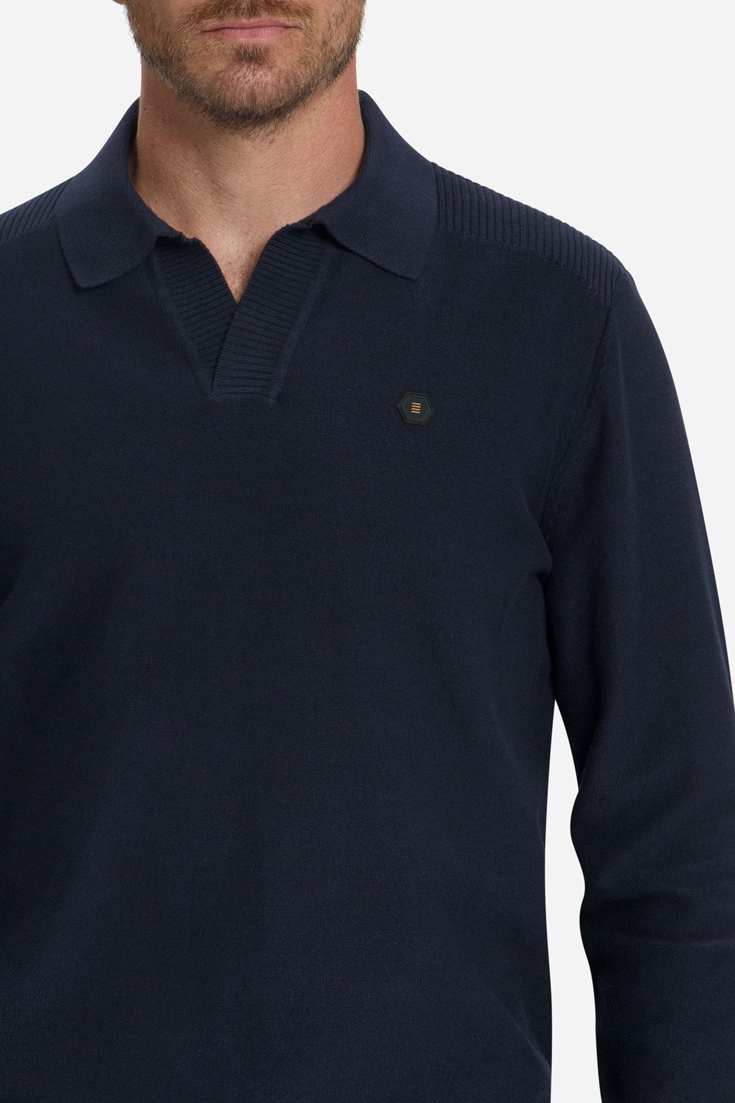PULLOVER V-COLLAR SHOULDER DETAIL DARK NIGHT 7