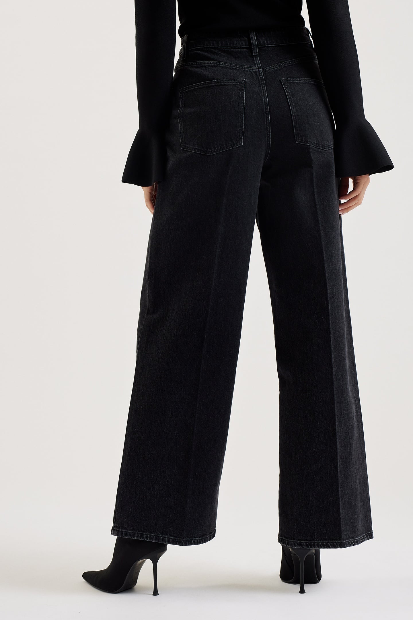 SUKIKO WIDE LEG JEANS BLACK 3