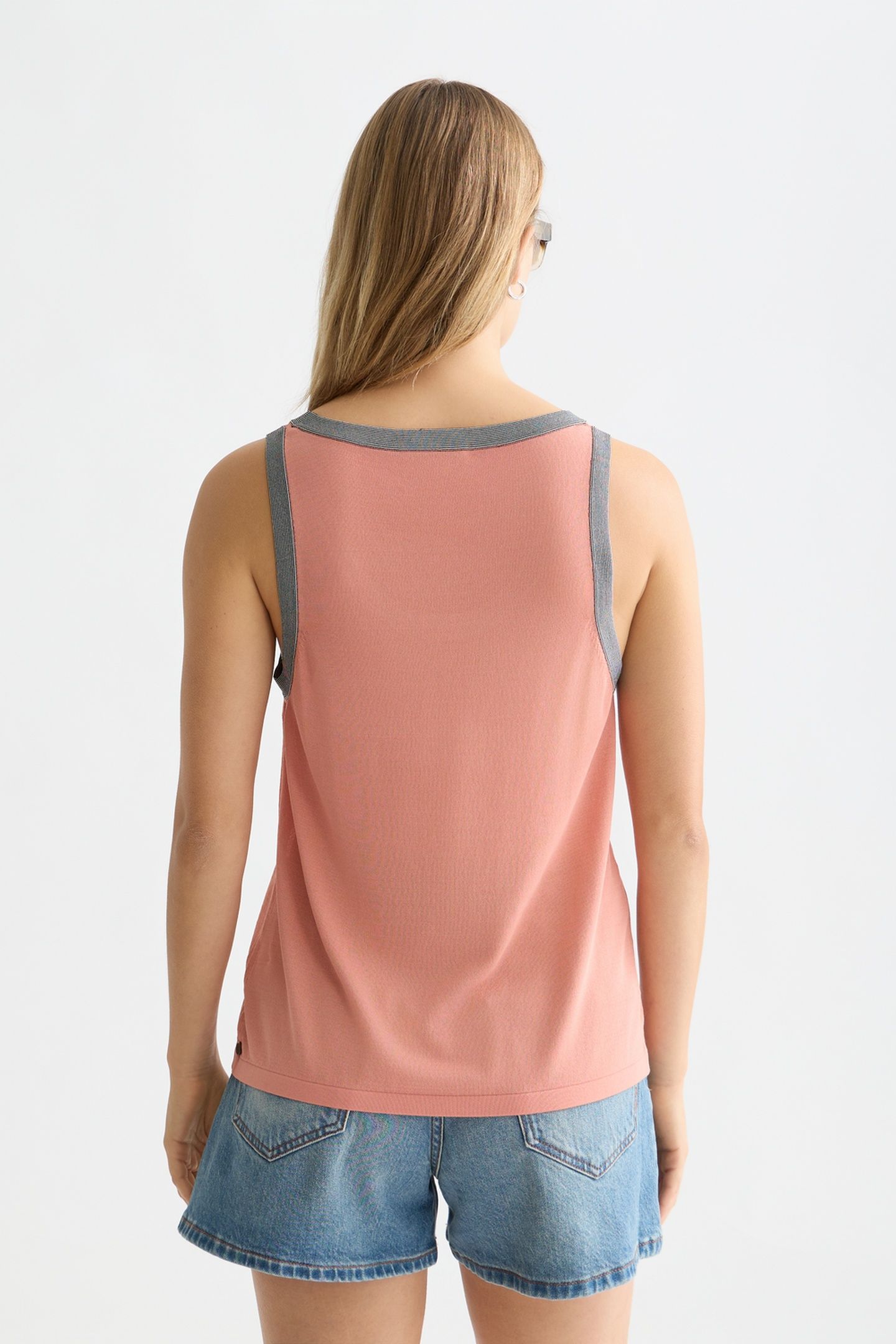 STRIPE TRIM RELAXED KNITTED VEST CANYON CLAY 2