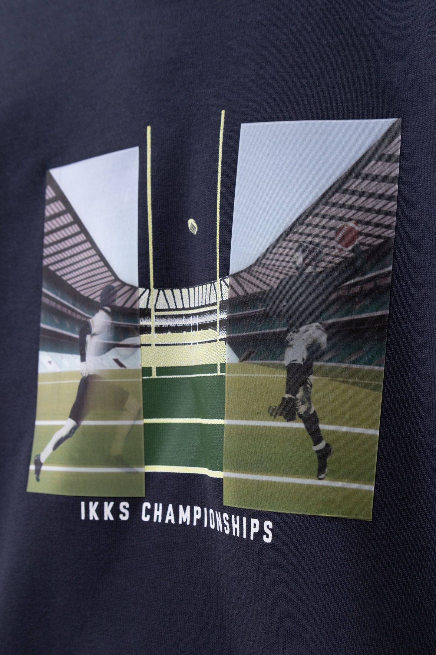 BOYS’ NAVY HOODIE WITH LENTICULAR IMAGE 3