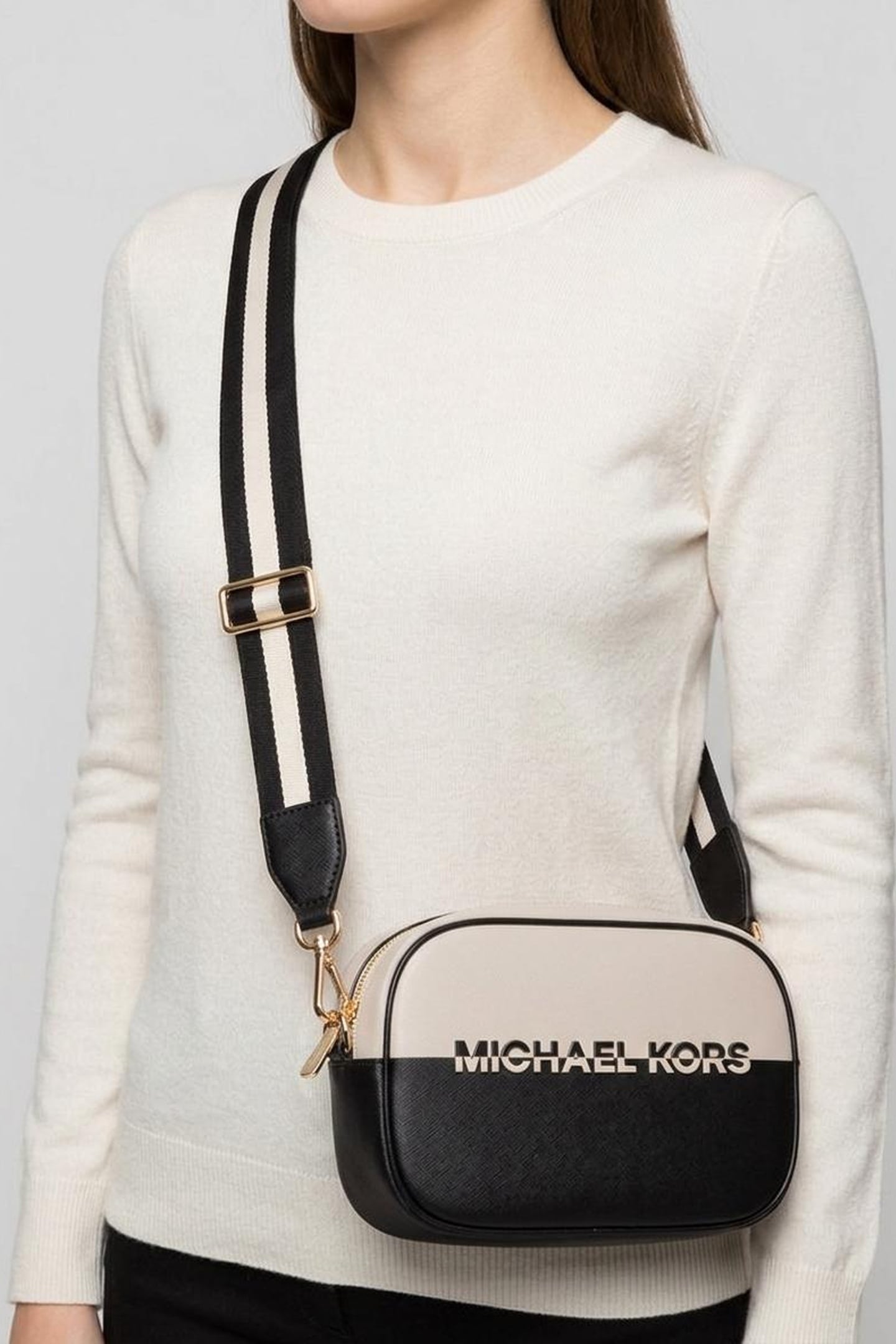 MEDIUM OVAL CAMERA CROSSBODY BLACK MULTI 3