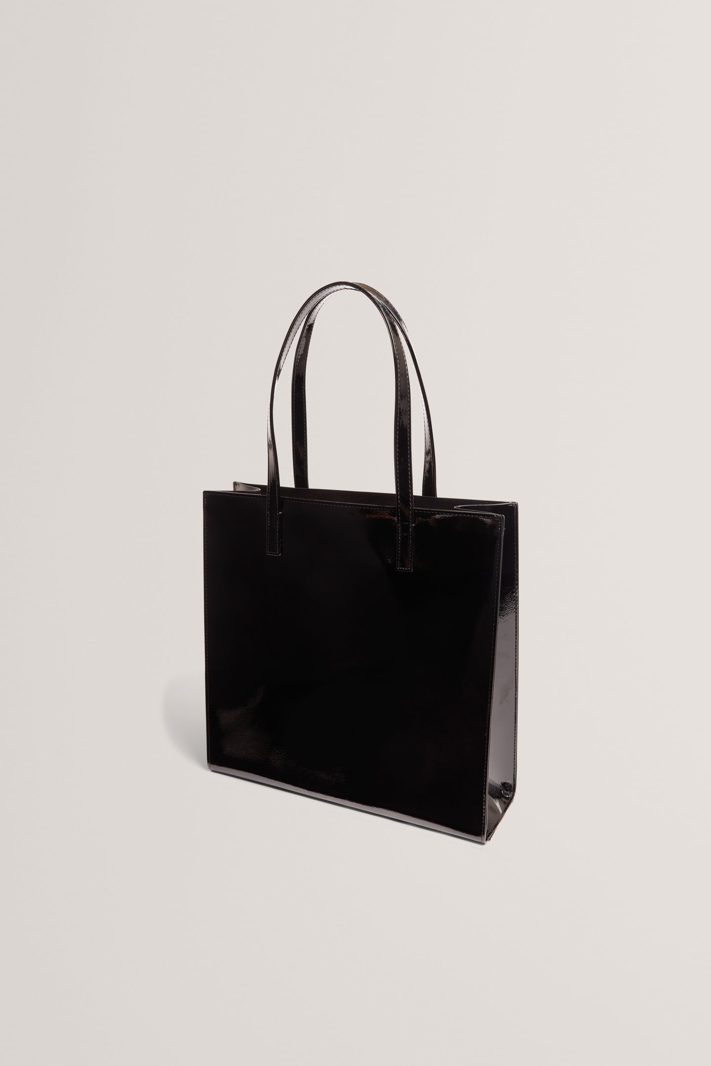 CRINKLE LARGE ICON BAG BLACK 4