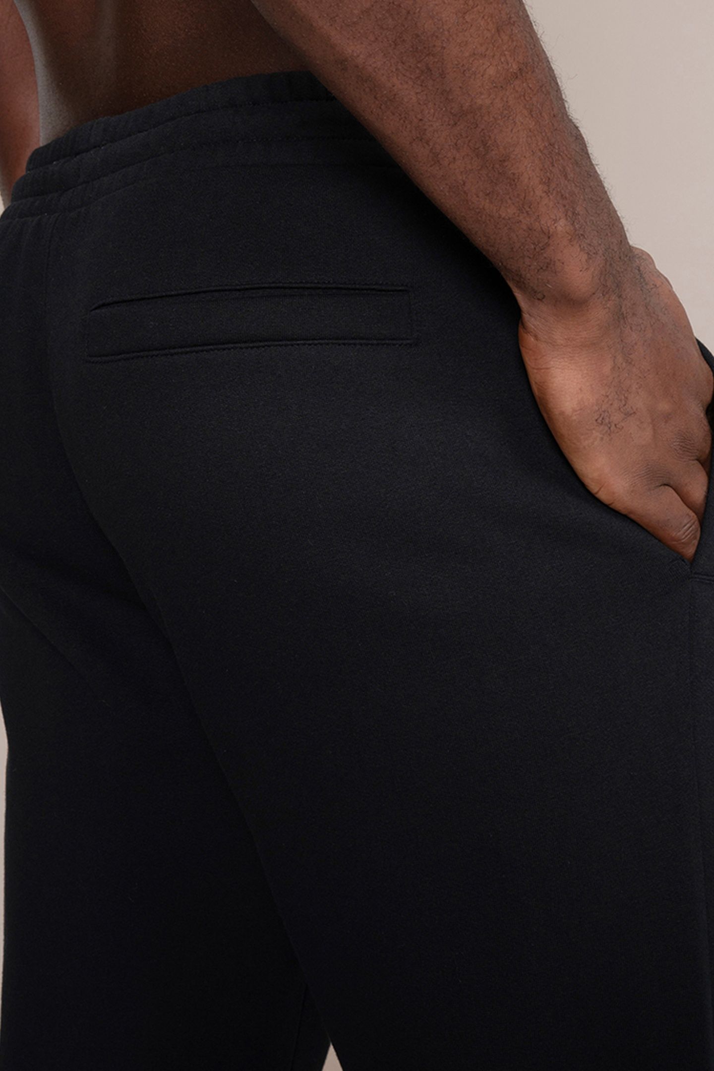 SLIM SWEAT PANTS BLACK 4
