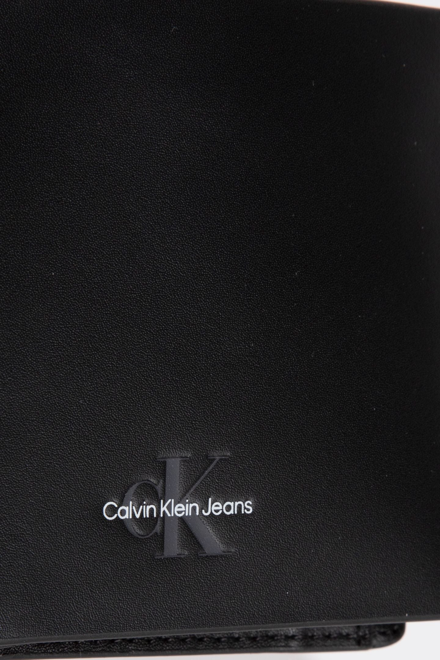 MONOGRAM SOFT BIFOLD WALLET BLACK 5
